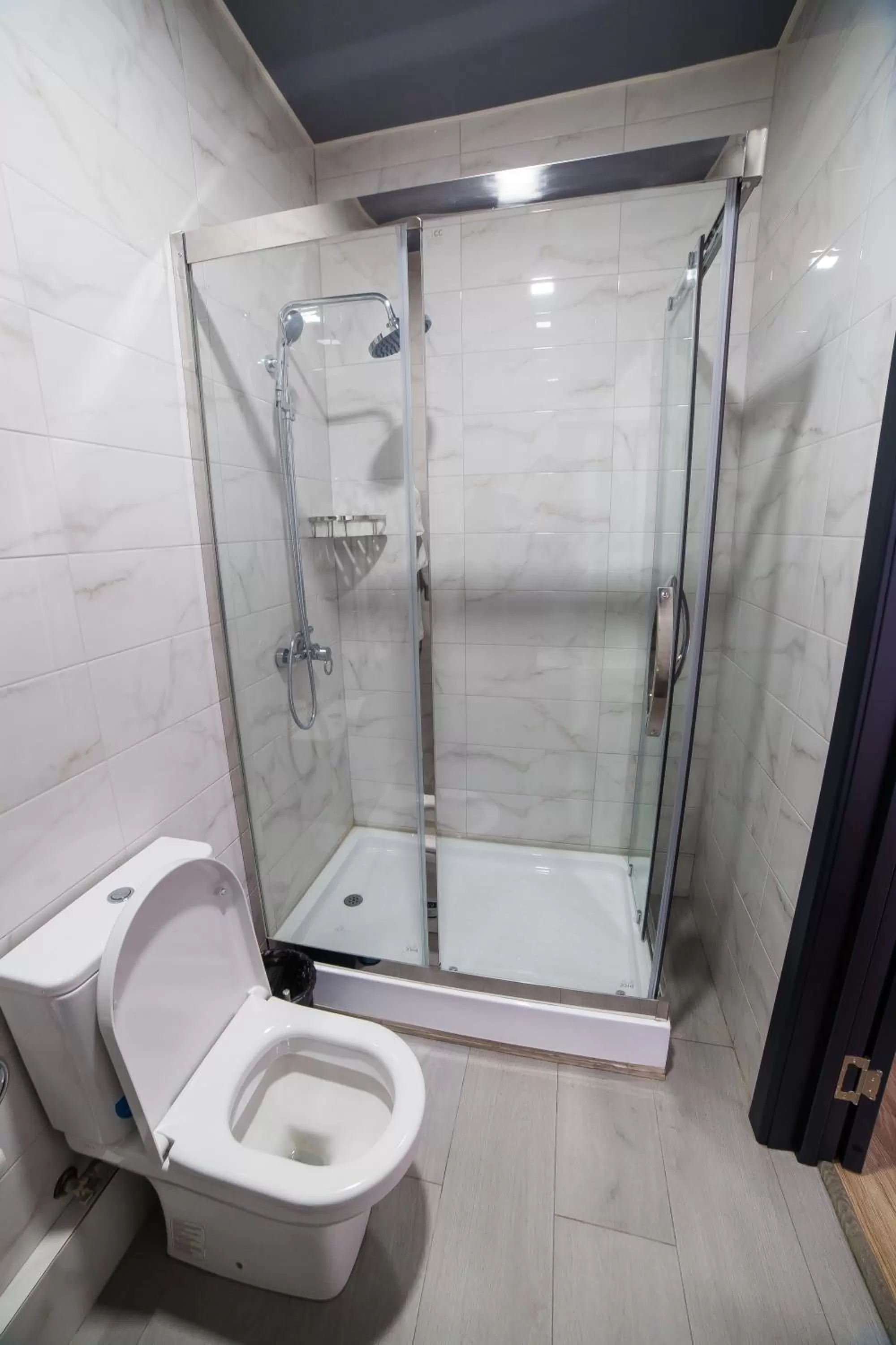 Shower in Golden Hotel