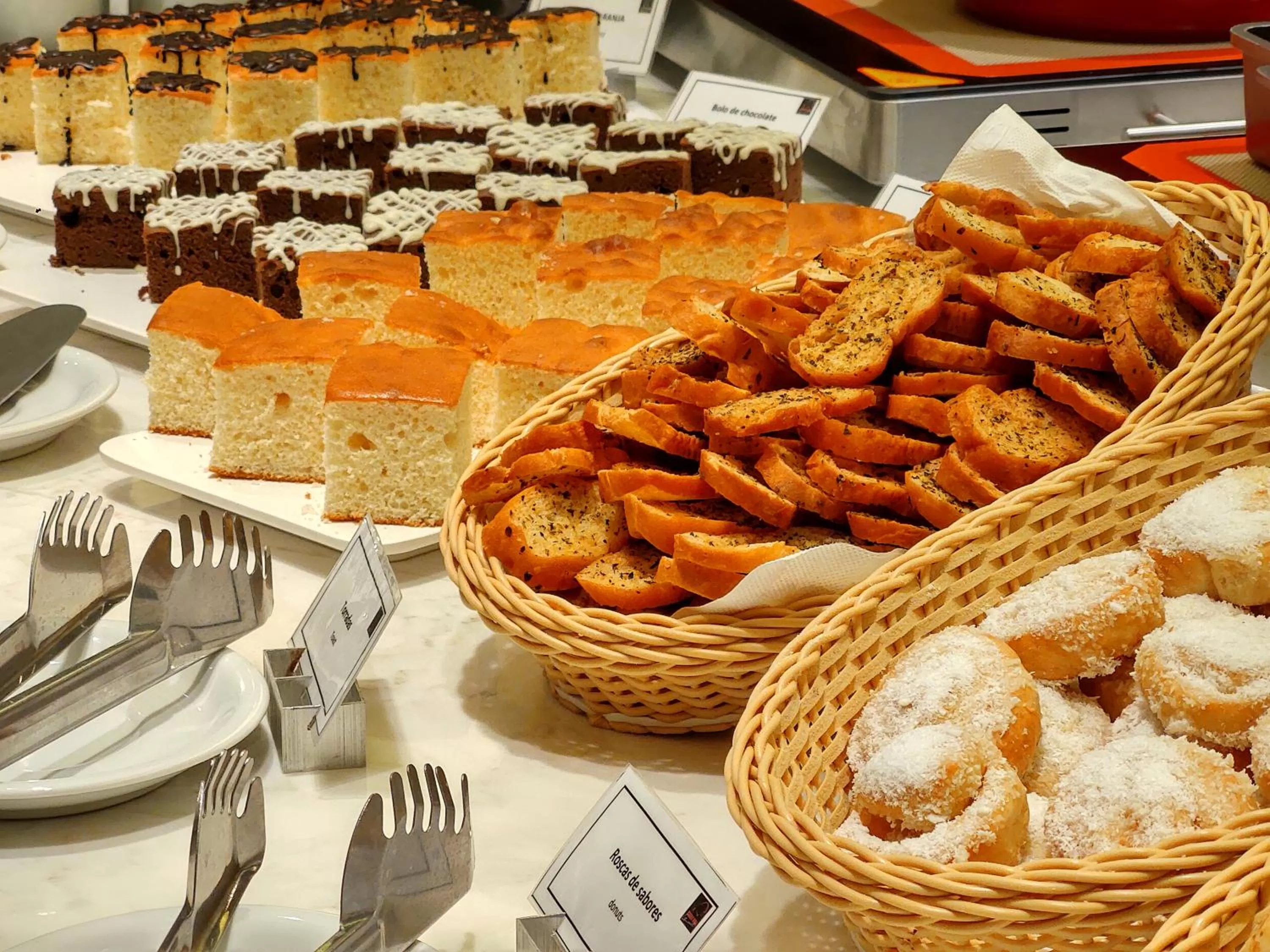 Restaurant/places to eat in Lets Idea Brasília Hotel