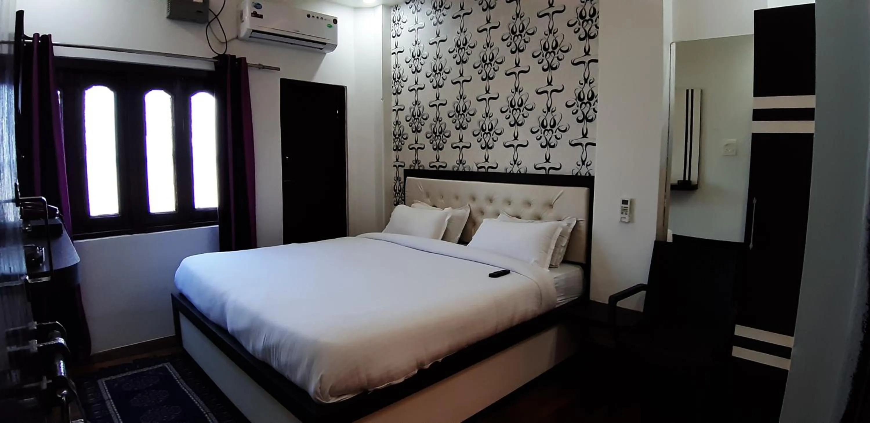 Photo of the whole room in Hotel Sita (place on the heritage ghats of benaras)