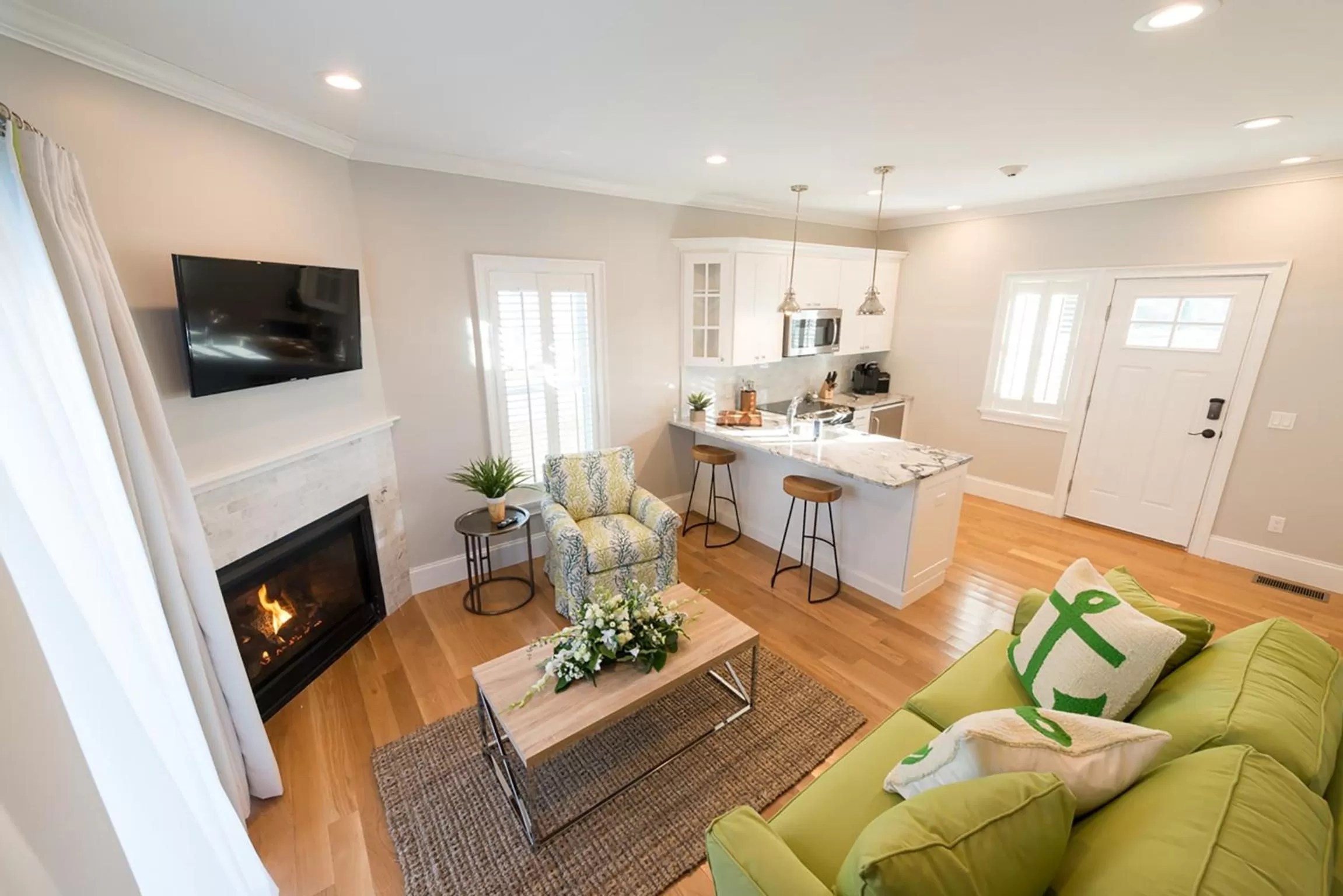 One-Bedroom Suite - Not Pet Friendly in The East Island Reserve Hotel