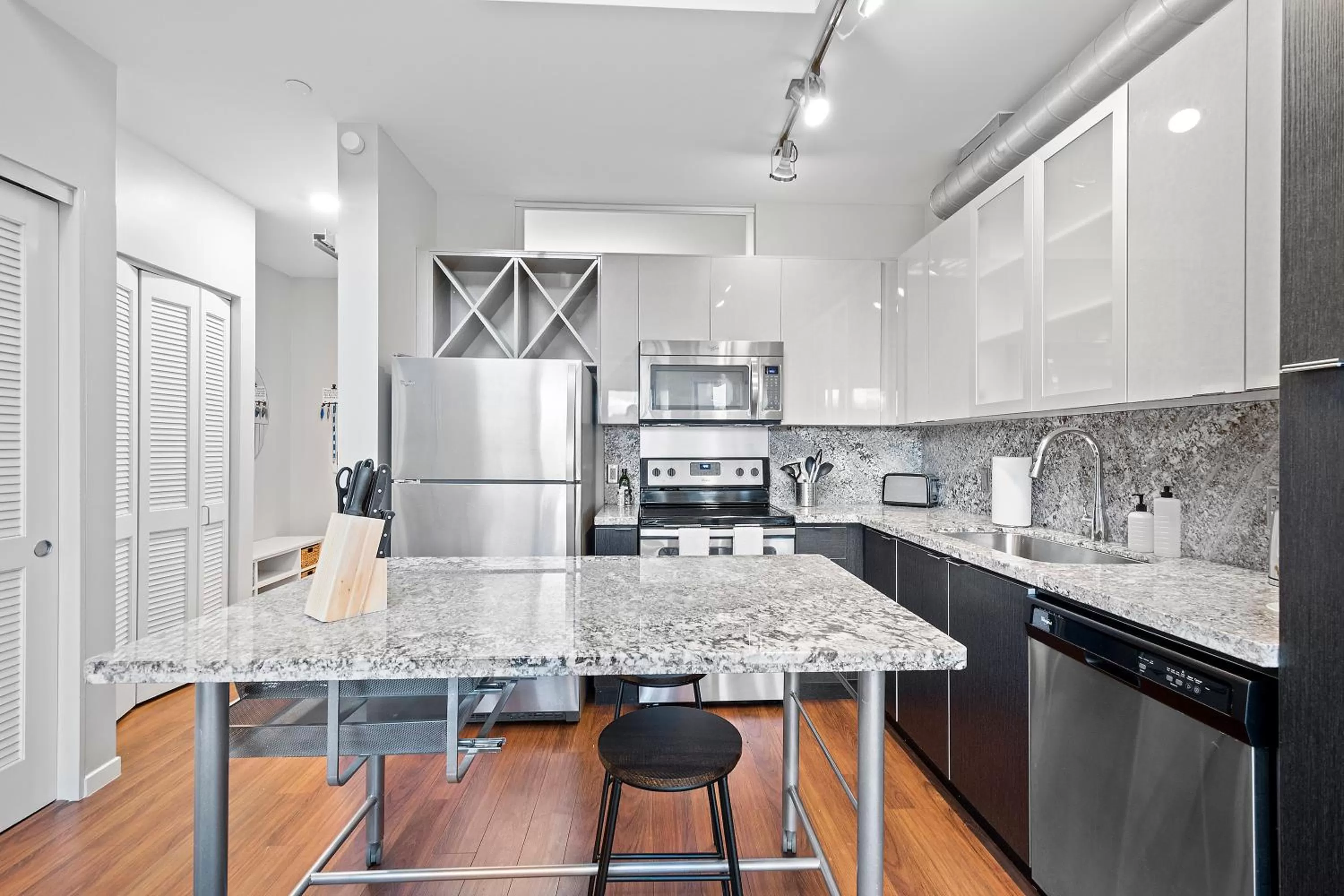 Kitchen or kitchenette in Kasa South Side Pittsburgh