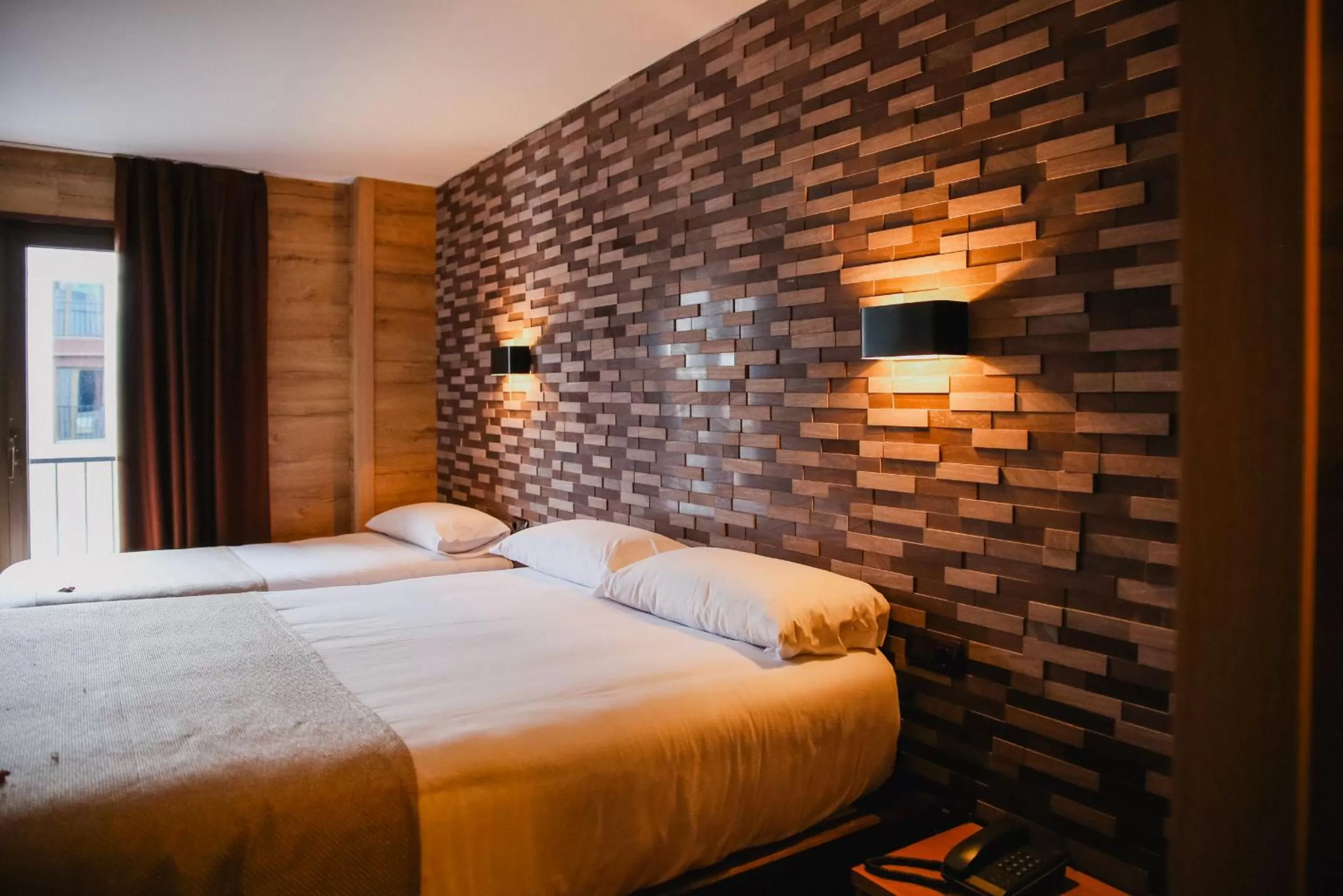 Bedroom, Bed in Cal Ruiz