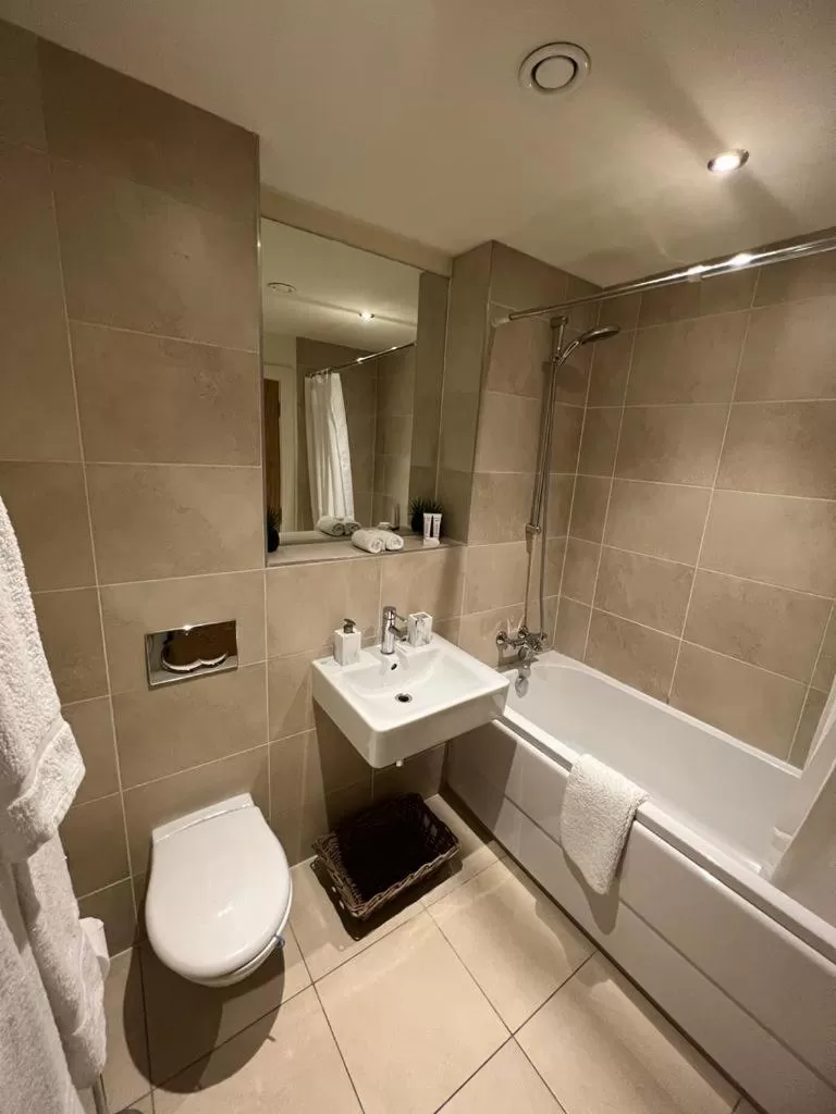 Bathroom in ROTTERDAM BED & BREAKFAST