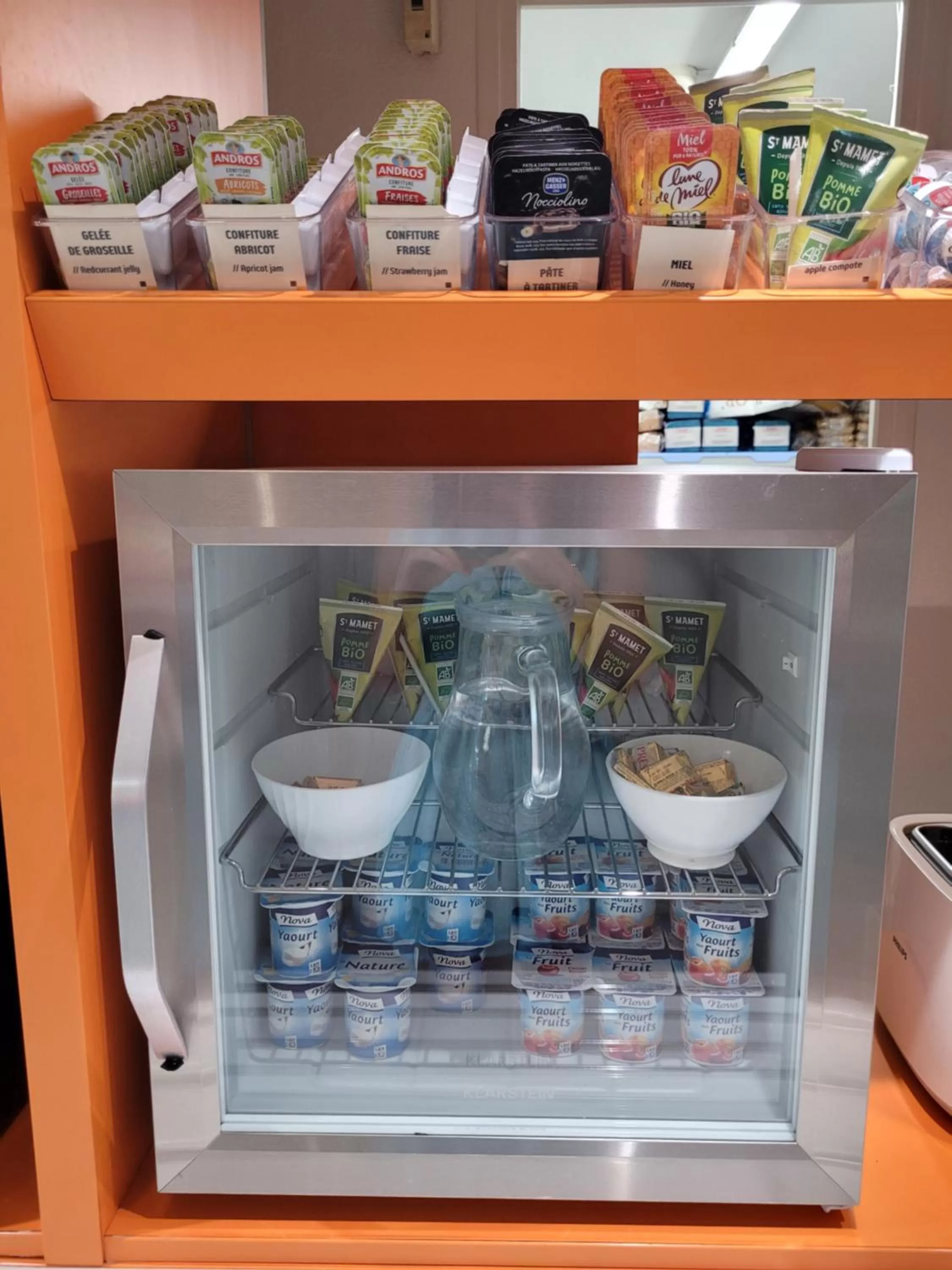 Buffet breakfast in Premiere Classe Agen