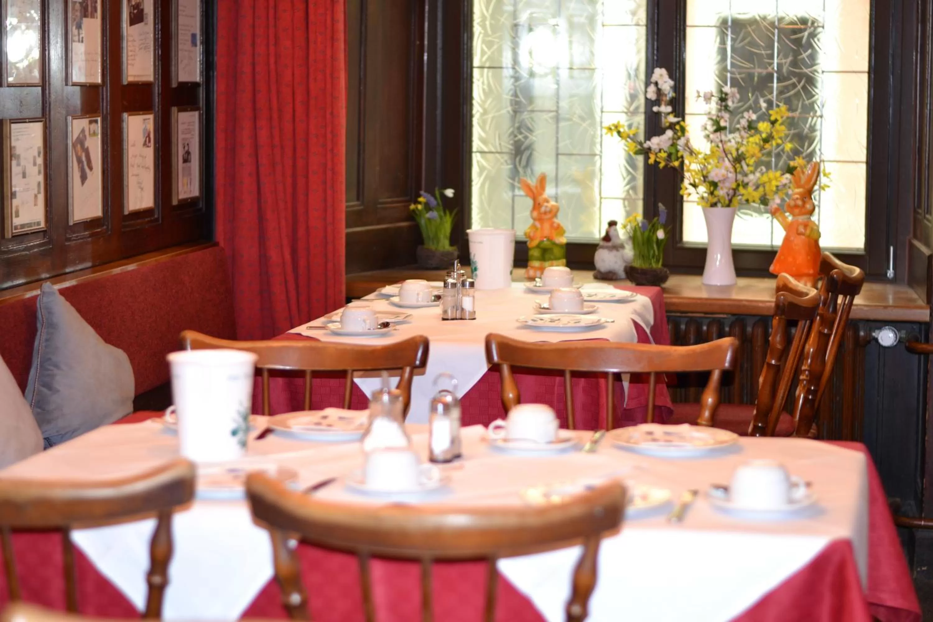 Breakfast, Restaurant/Places to Eat in Gasthaus Löwen