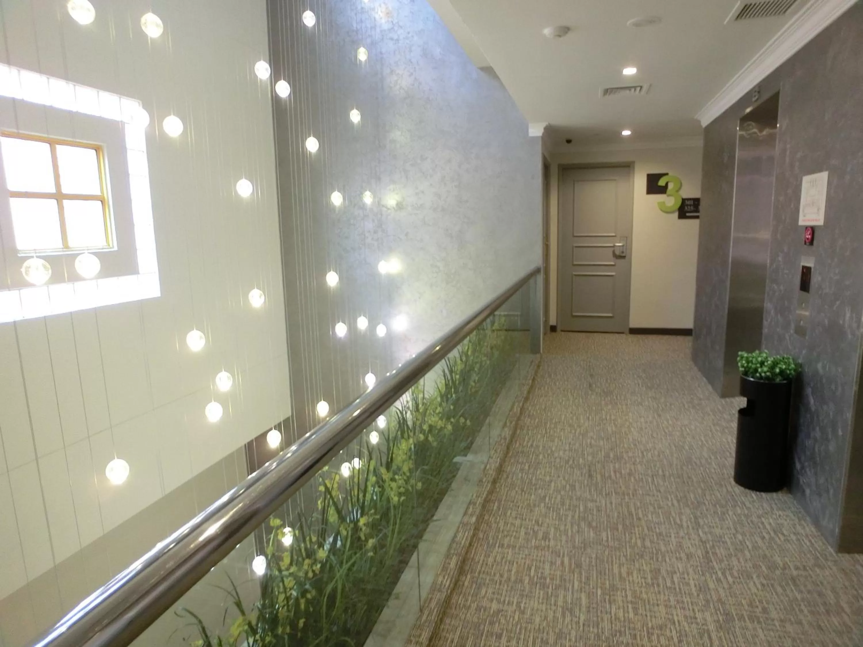 Decorative detail in Champion Hotel