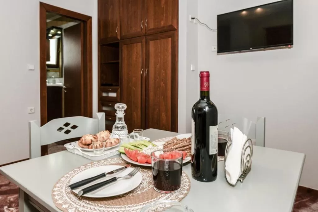 Dining area in V & G Cozy Apartments