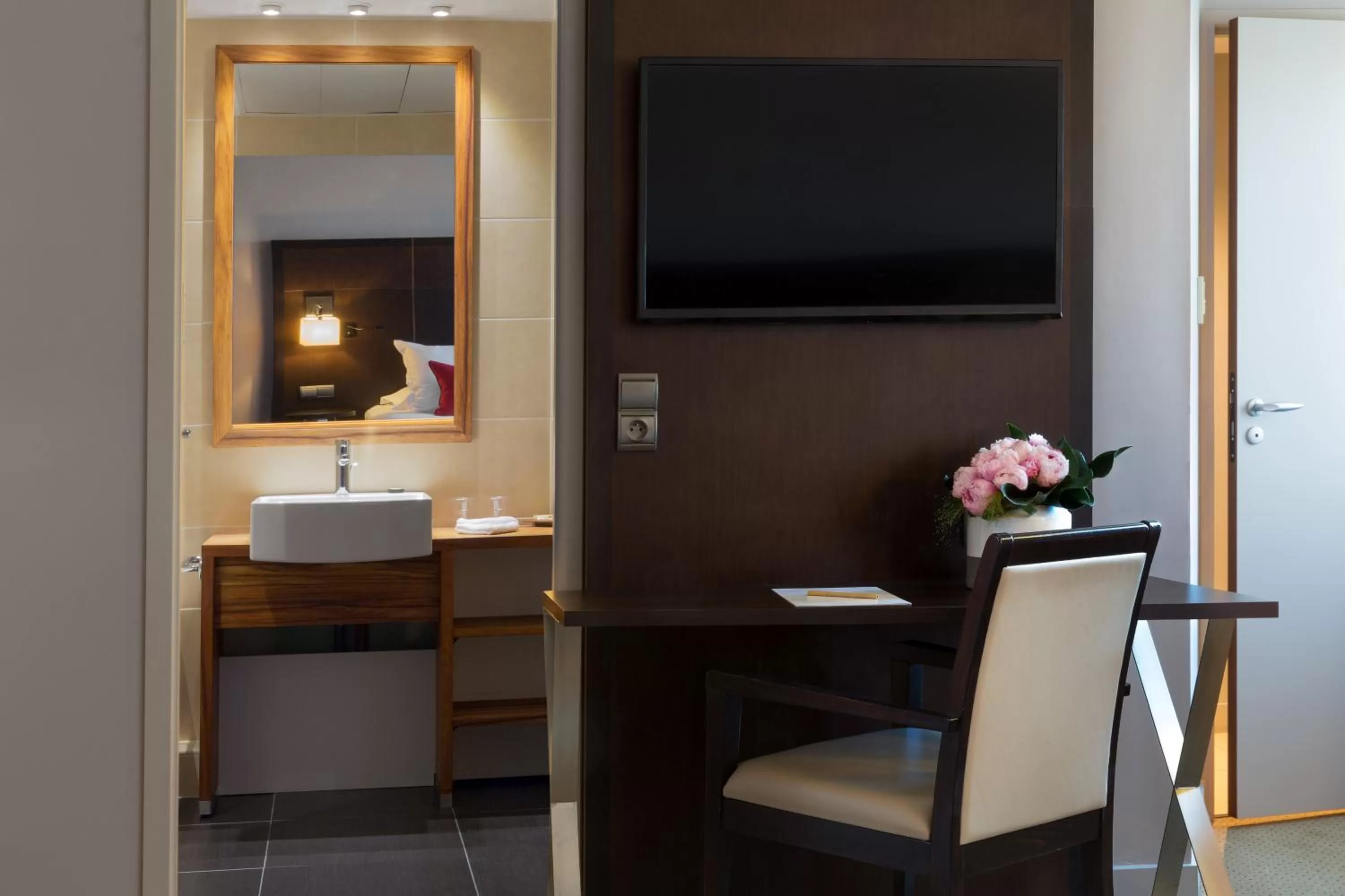 Bathroom in Abbaye des Capucins Spa & Resort