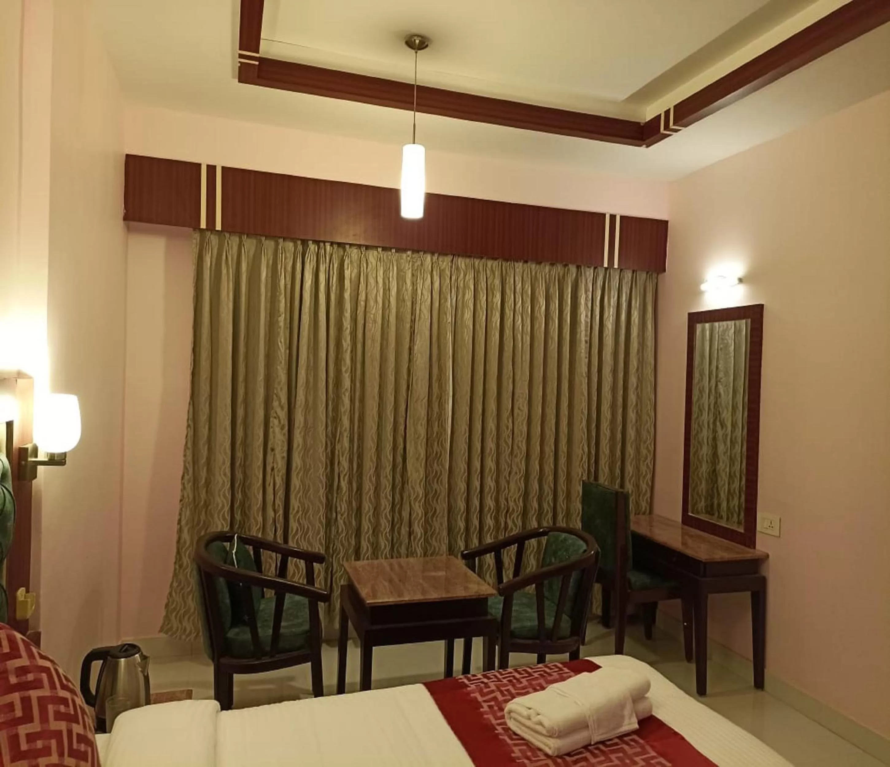 Seating area in Daffodil Inn