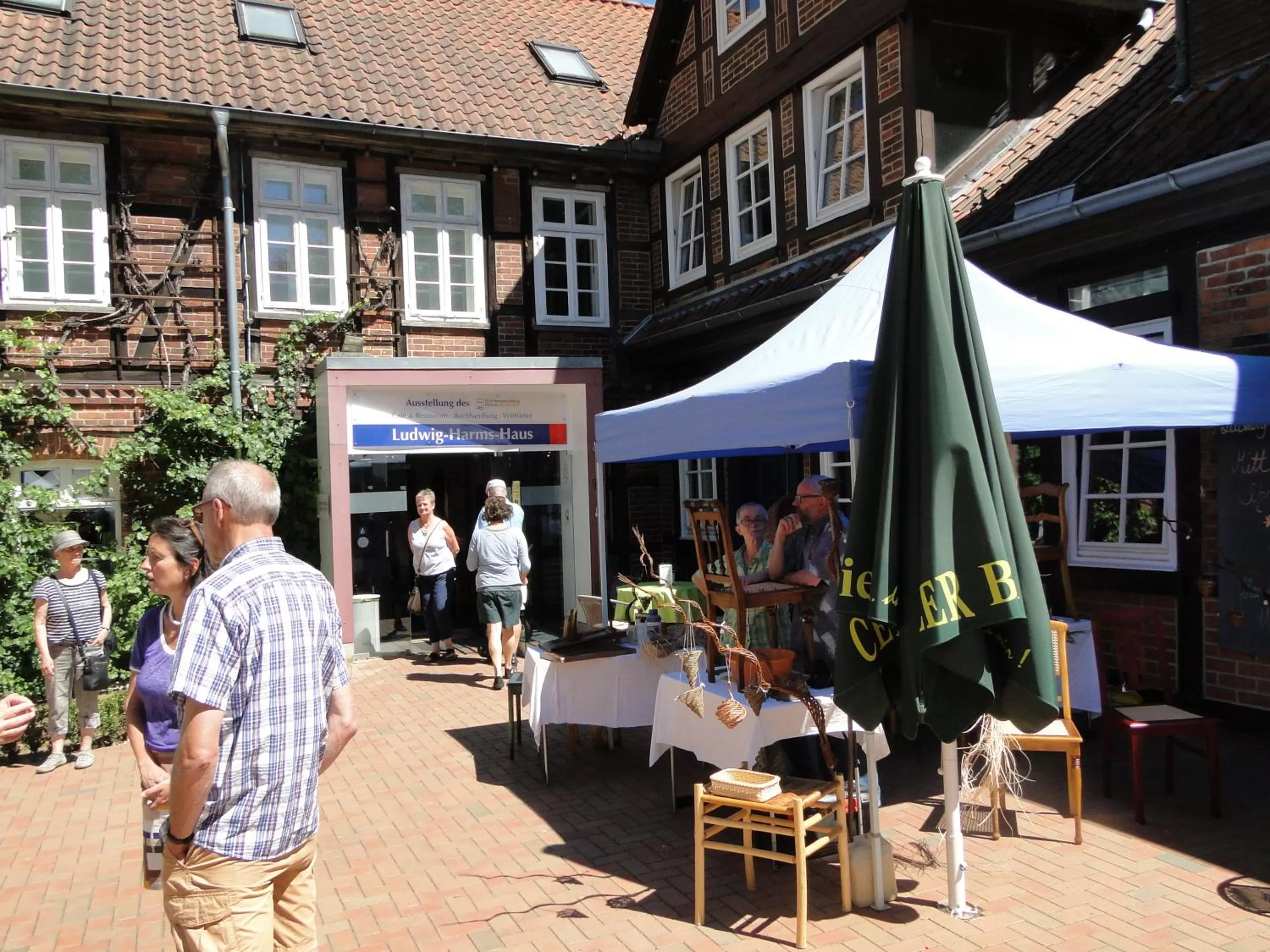 Property building, Restaurant/Places to Eat in Ludwig-Harms-Haus Hermannsburg