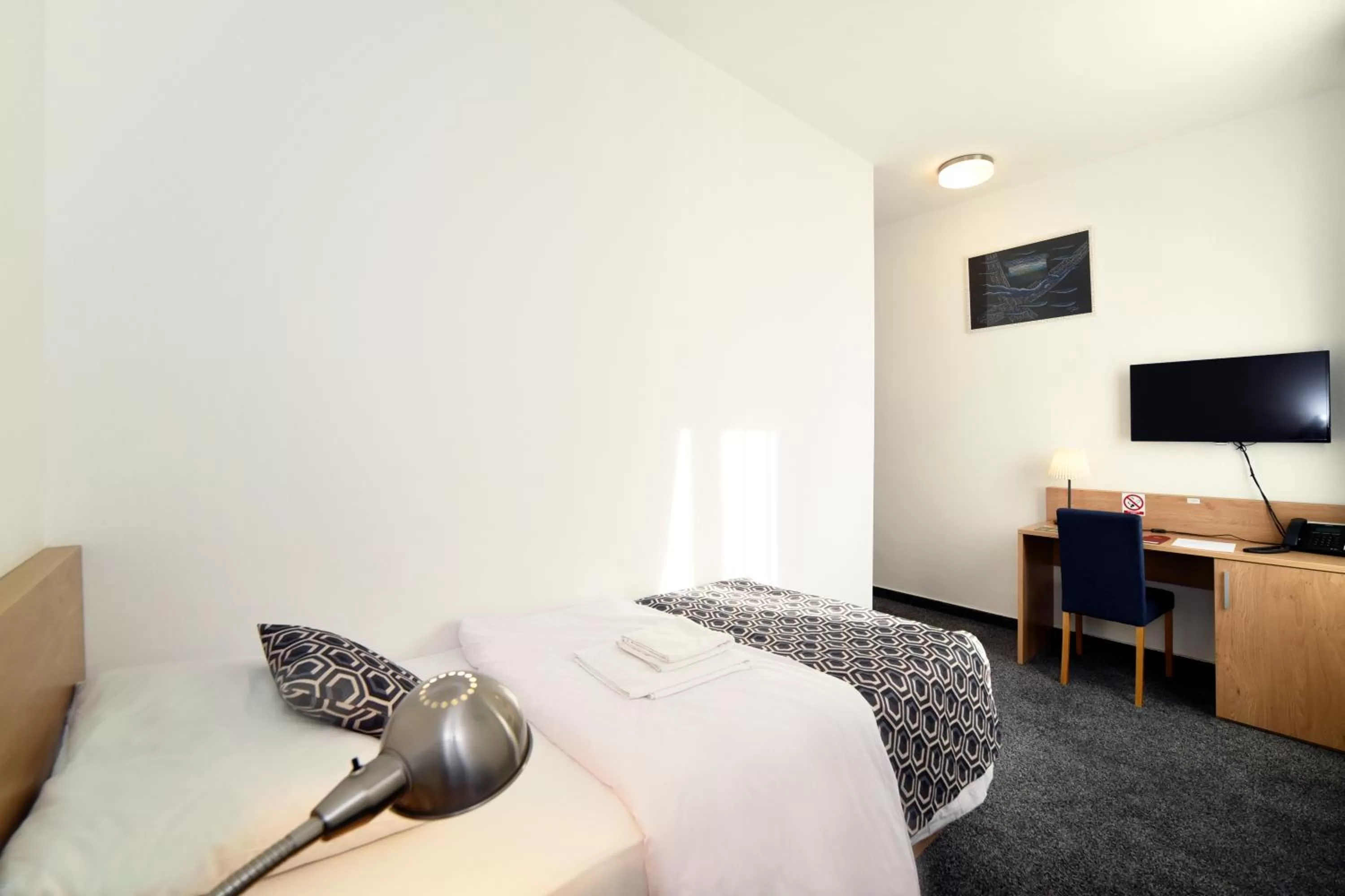 Bedroom, Bed in Hotel Orient Zagreb