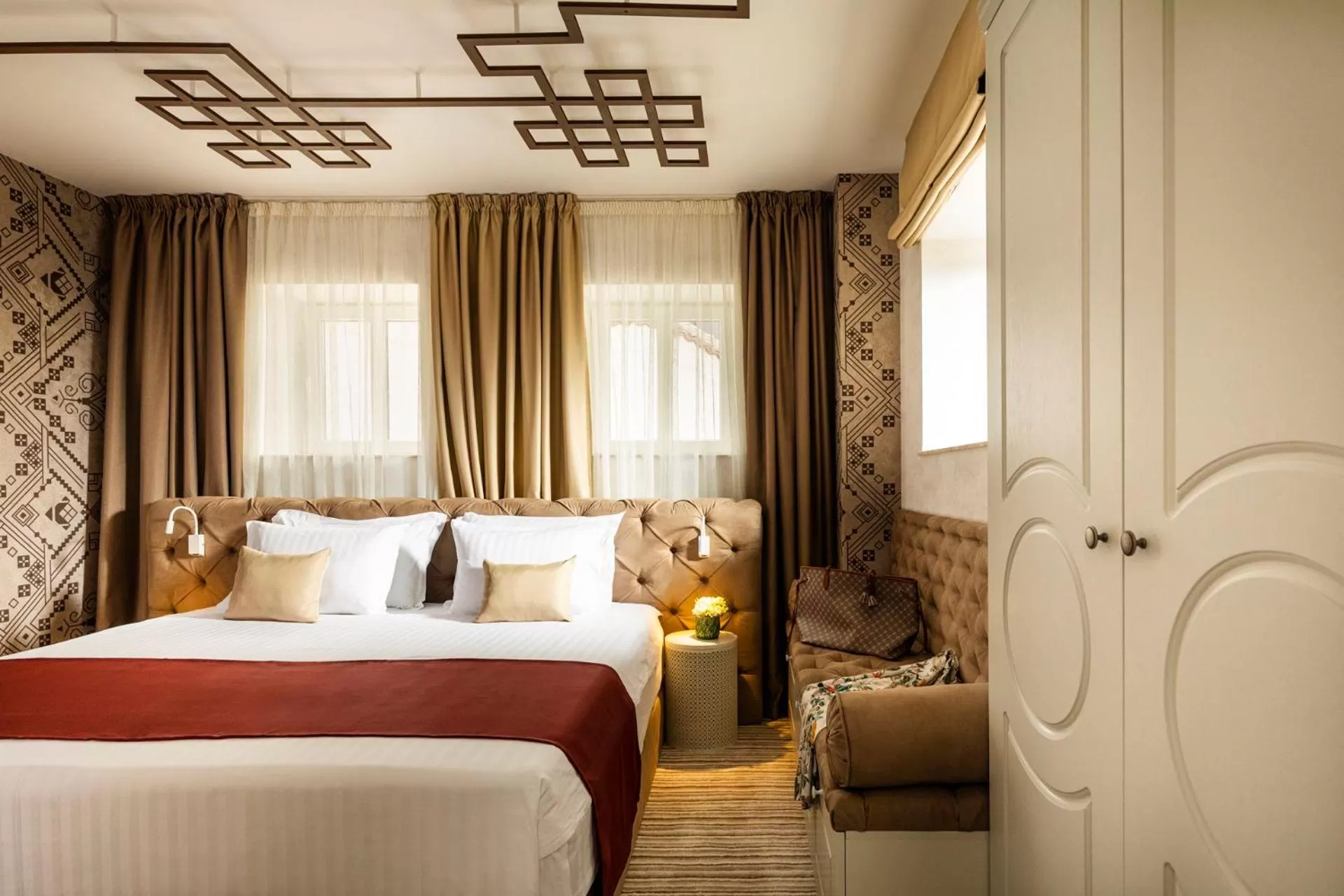 Street view, Bed in Gallery 37 Powered by ASTON