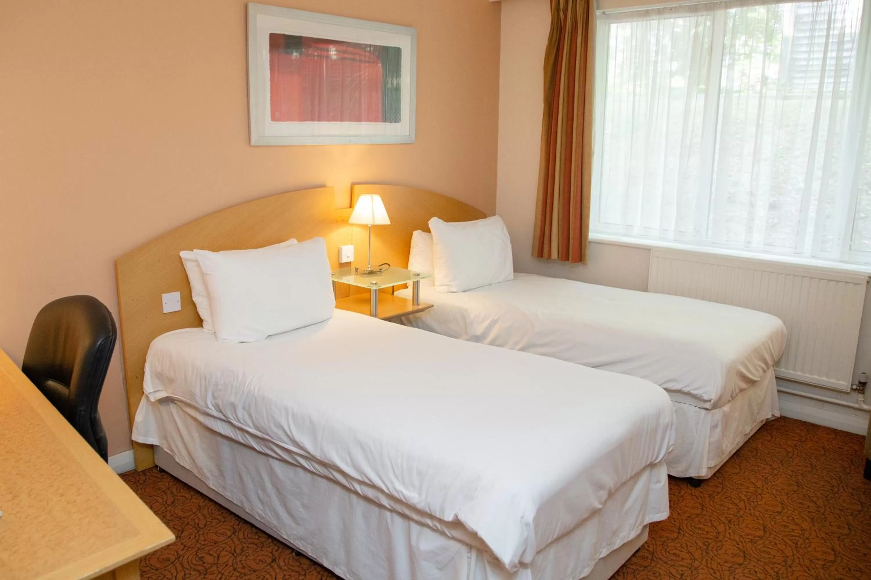 Twin Room in Holiday Inn Ashford - North A20, an IHG Hotel