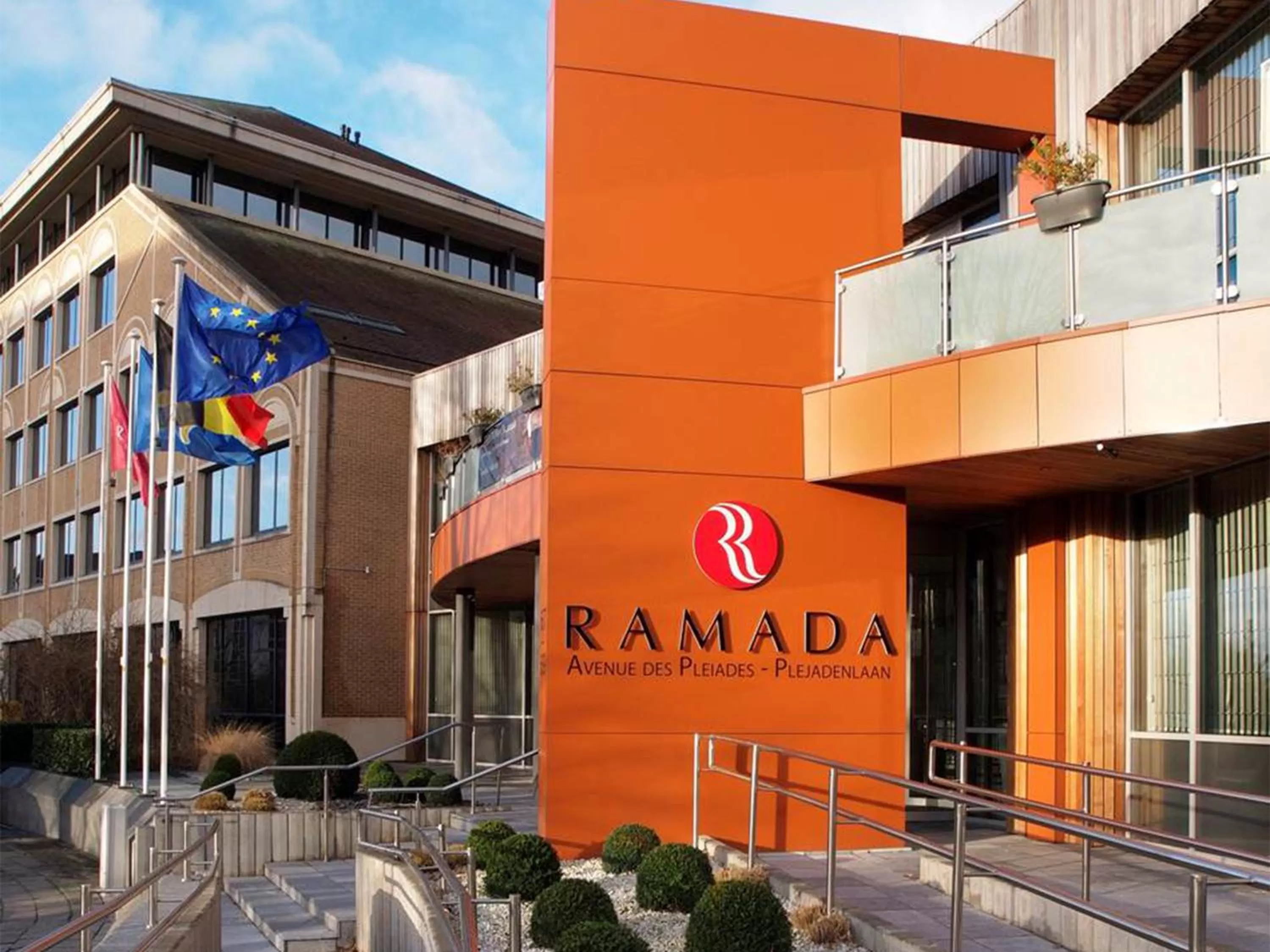 Facade/entrance, Property Building in Hotel Ramada Brussels Woluwe