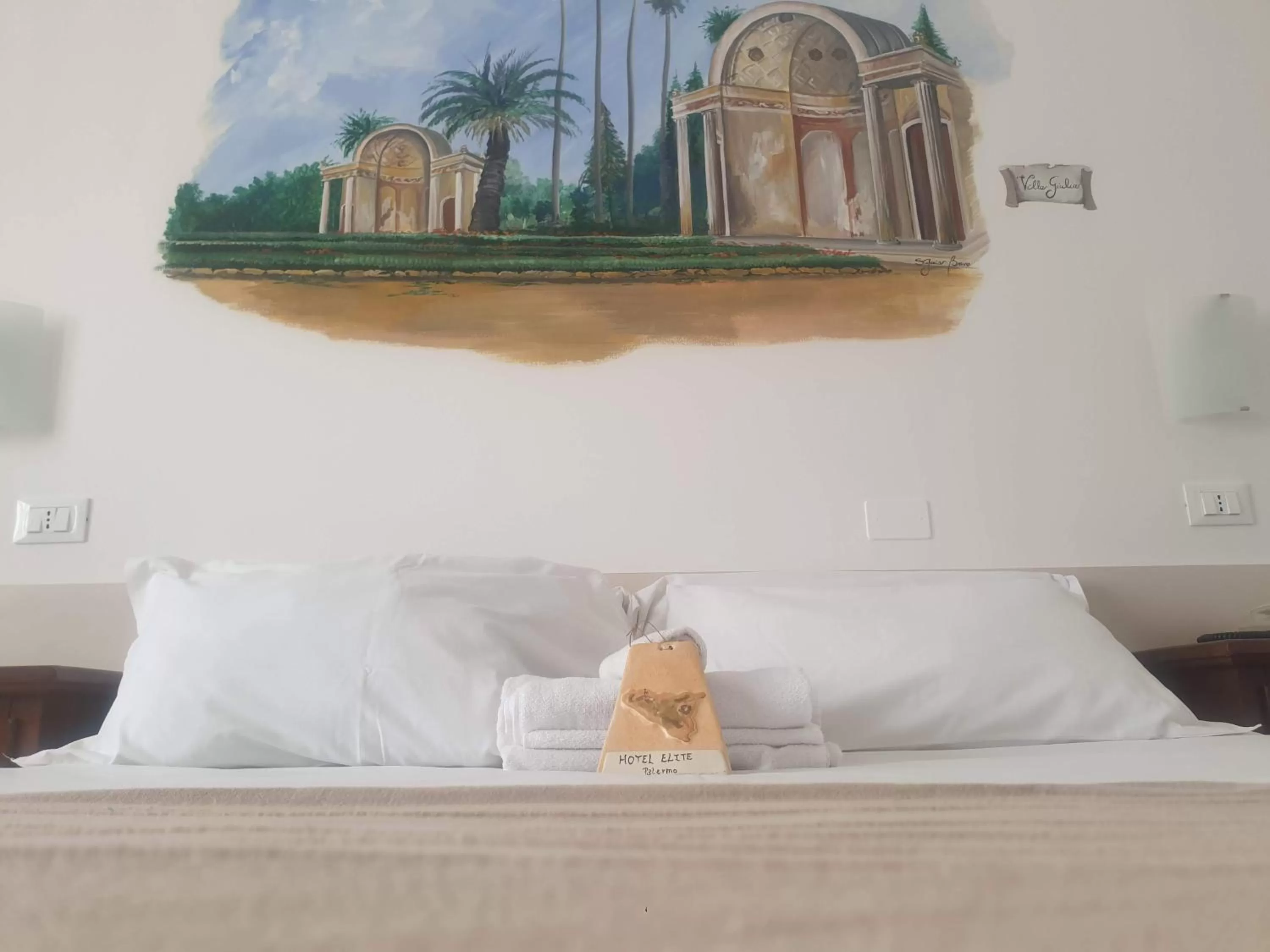 Bed in Hotel Elite Palermo Centro