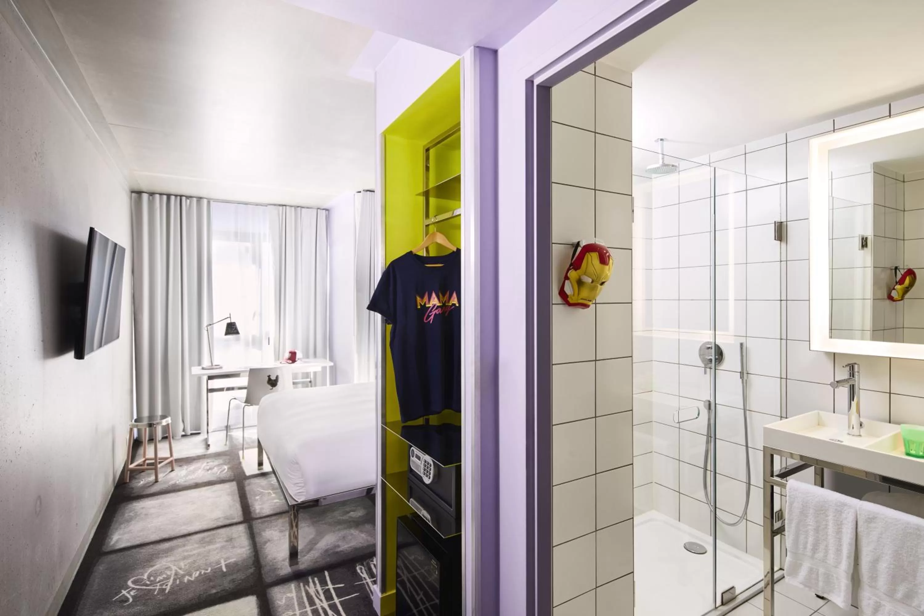 Bed in Mama Shelter Lyon