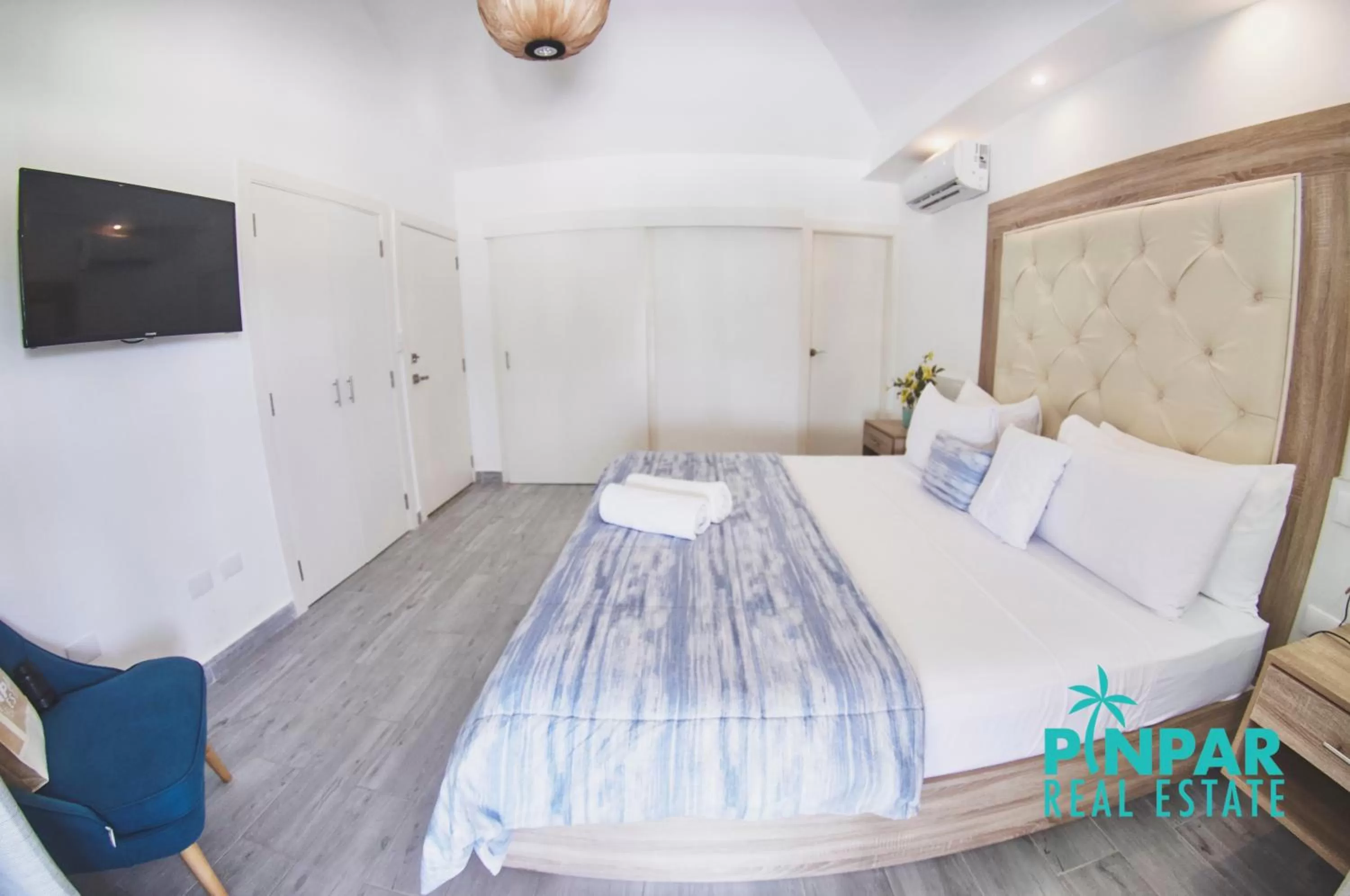 Bed in Villa Blanca Beach Club