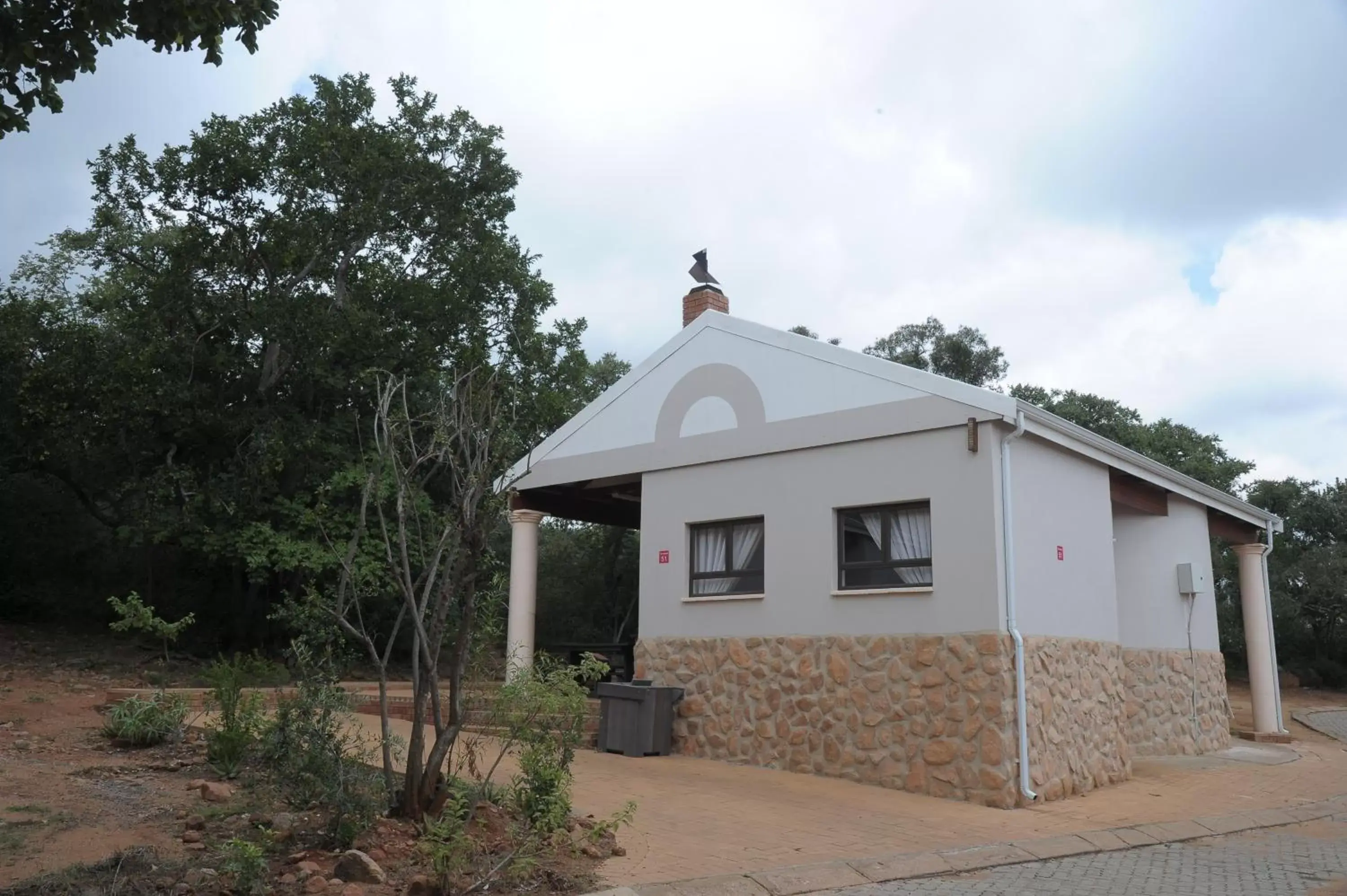 4 Sleeper House 3* (2 twin rooms) in ATKV Buffelspoort 4 Sleeper House 3* (2 twin rooms) in ATKV Buffelspoort