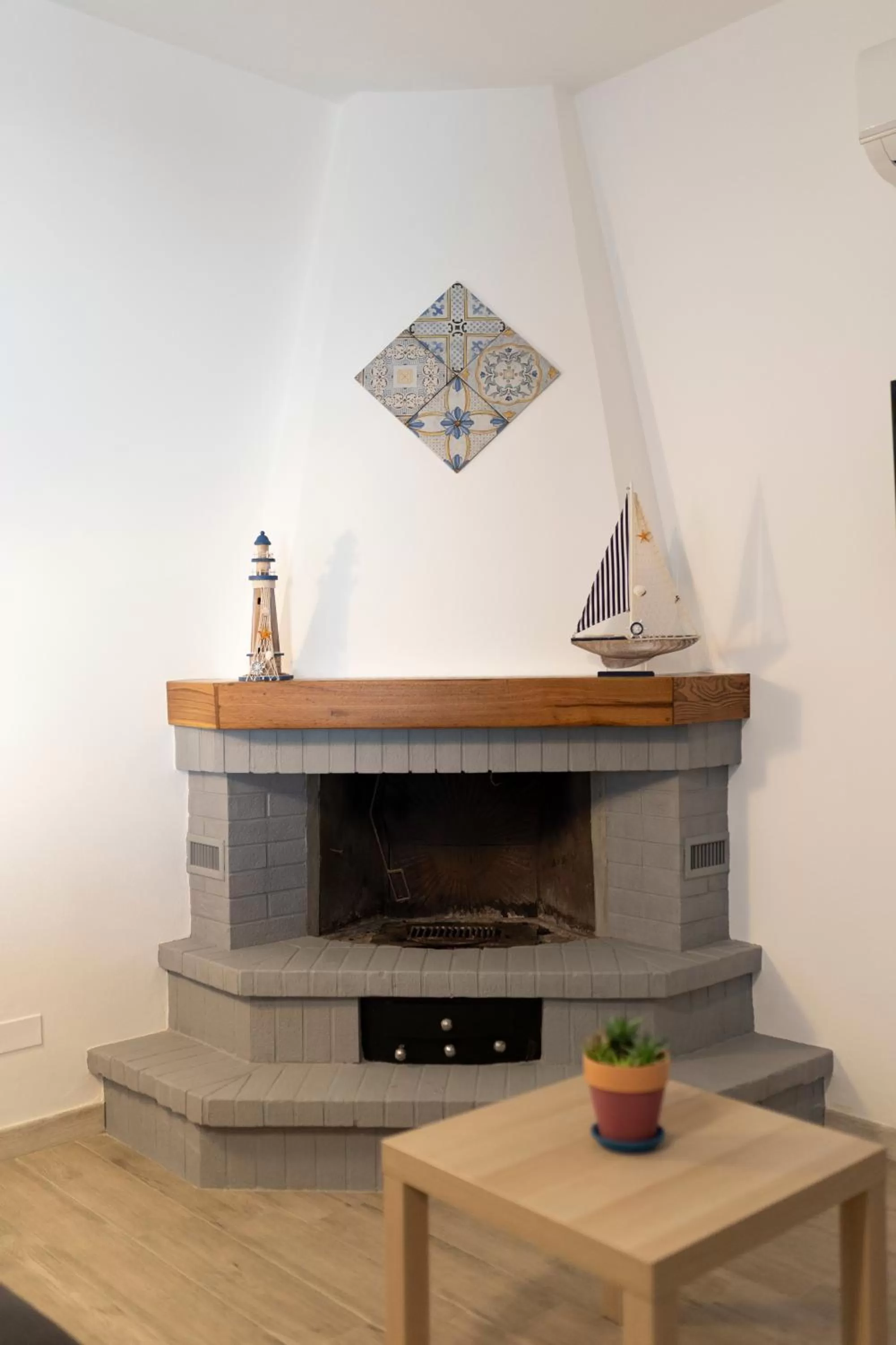 MrBrown - Cinzia Resort Beach