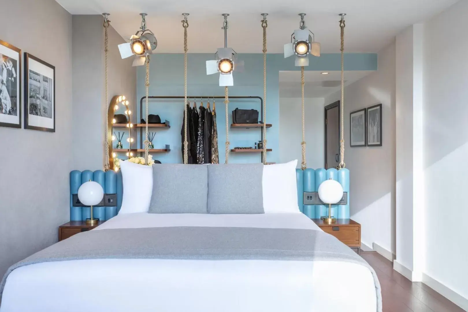 Premium Queen Room with City View in Hotel Indigo London - 1 Leicester Square by IHG Premium Queen Room with City View in Hotel Indigo London - 1 Leicester Square by IHG