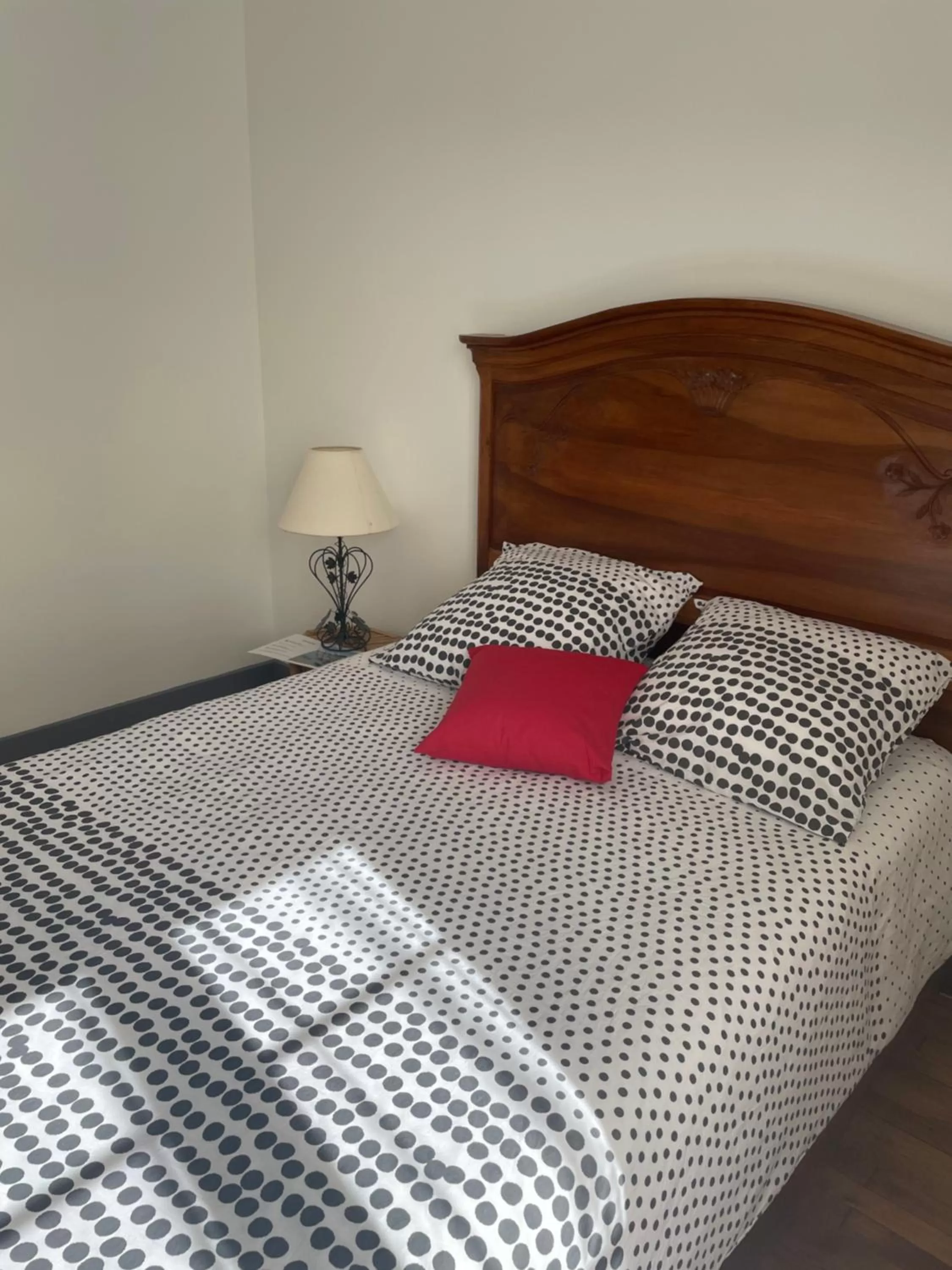 Bed in EVASION DE LOIRE