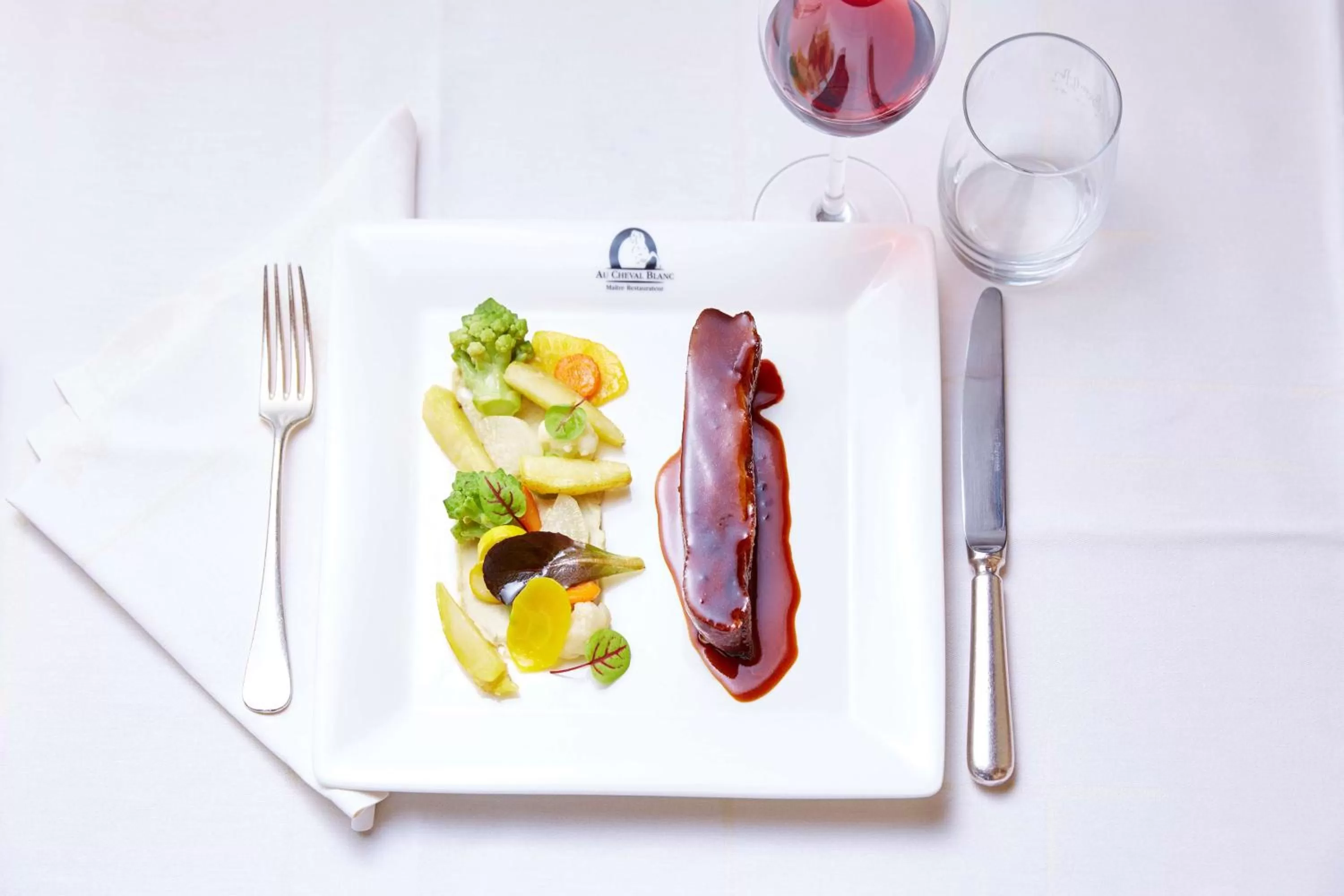 Restaurant/places to eat in Best Western Plus Au cheval Blanc à Mulhouse