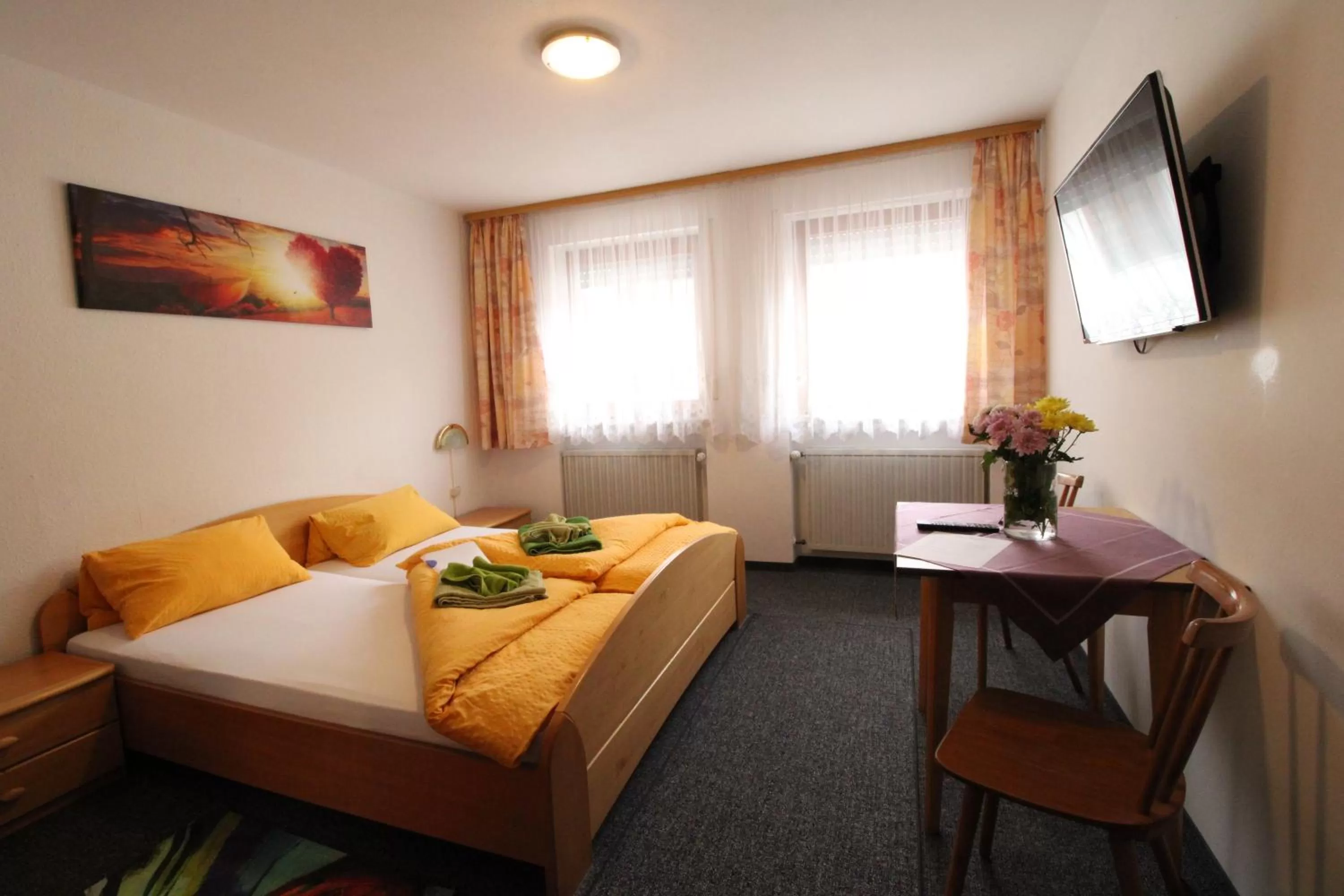 Photo of the whole room, Bed in Zur Auszeit