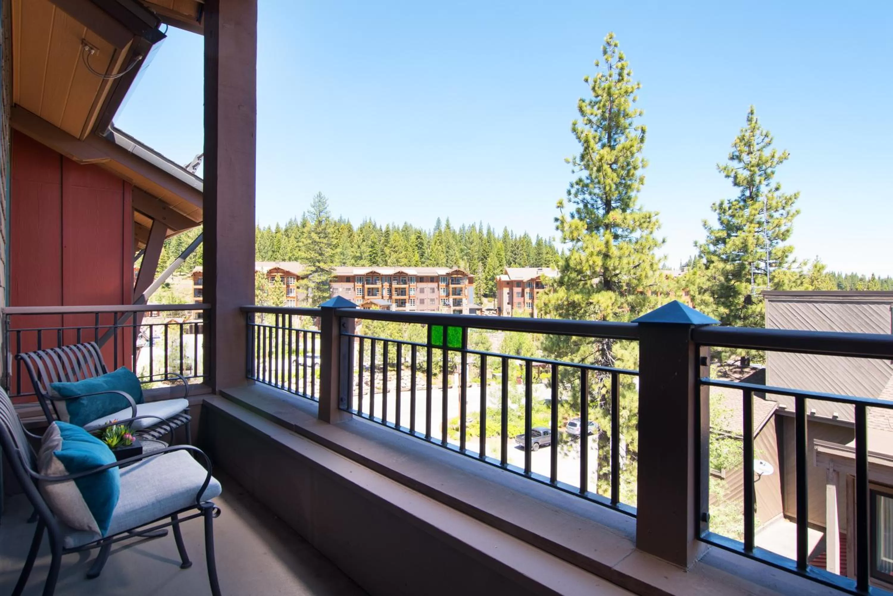 Balcony/Terrace in East West Hospitality at Tahoe
