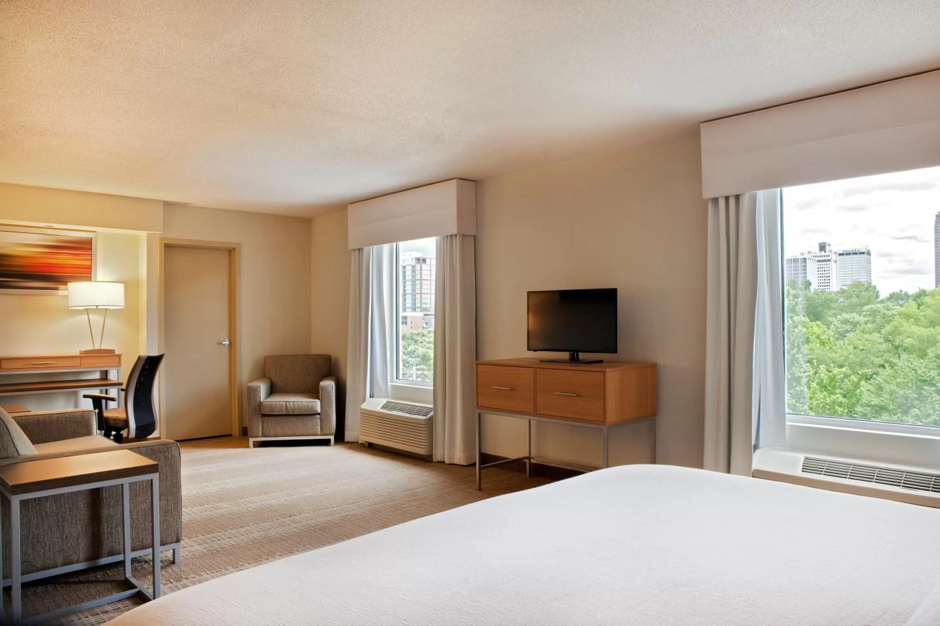 Photo of the whole room, Bed in Holiday Inn Little Rock-Presidential-Downtown by IHG