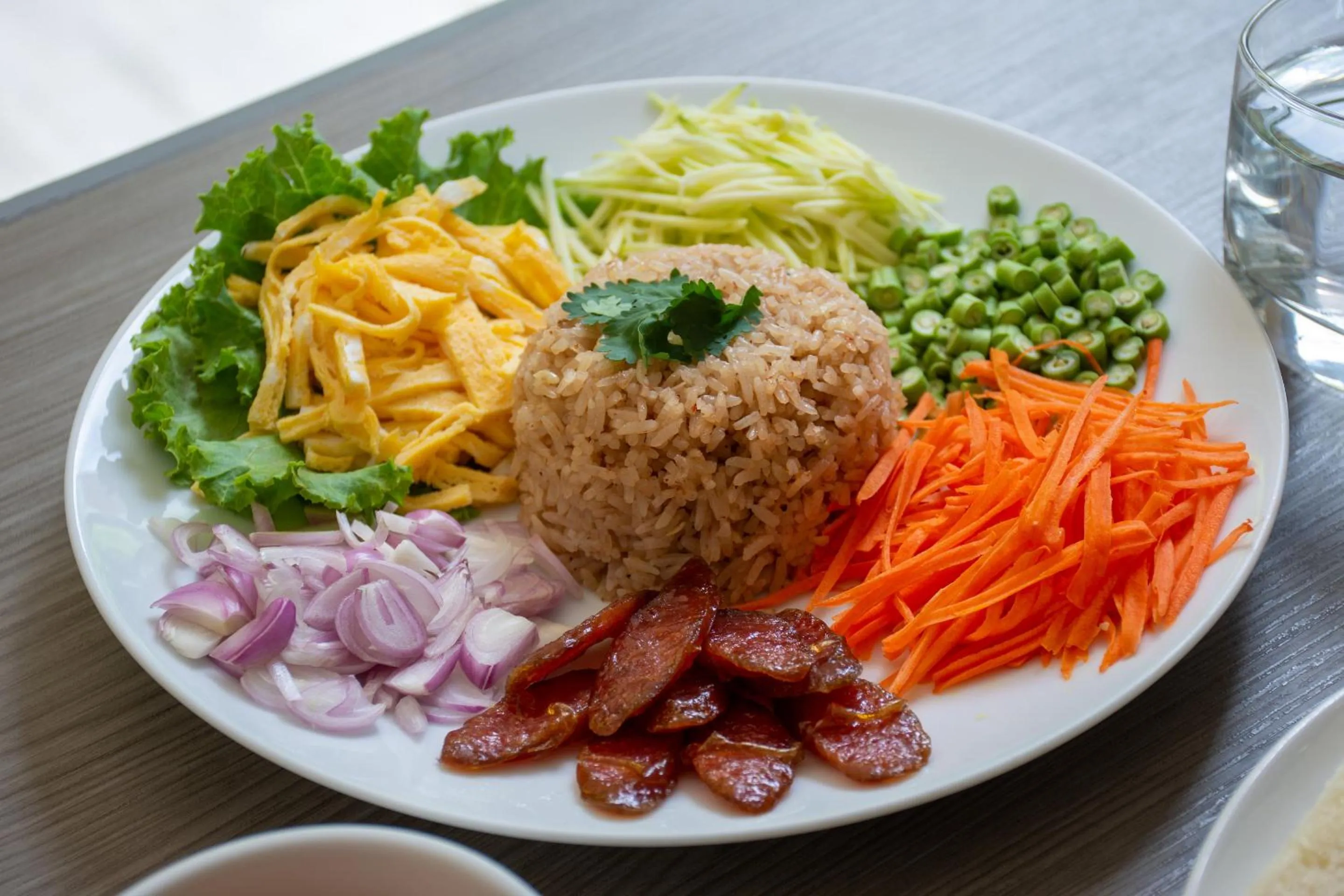 Asian breakfast in Tango Vibrant Living Hotel - SHA Extra Plus