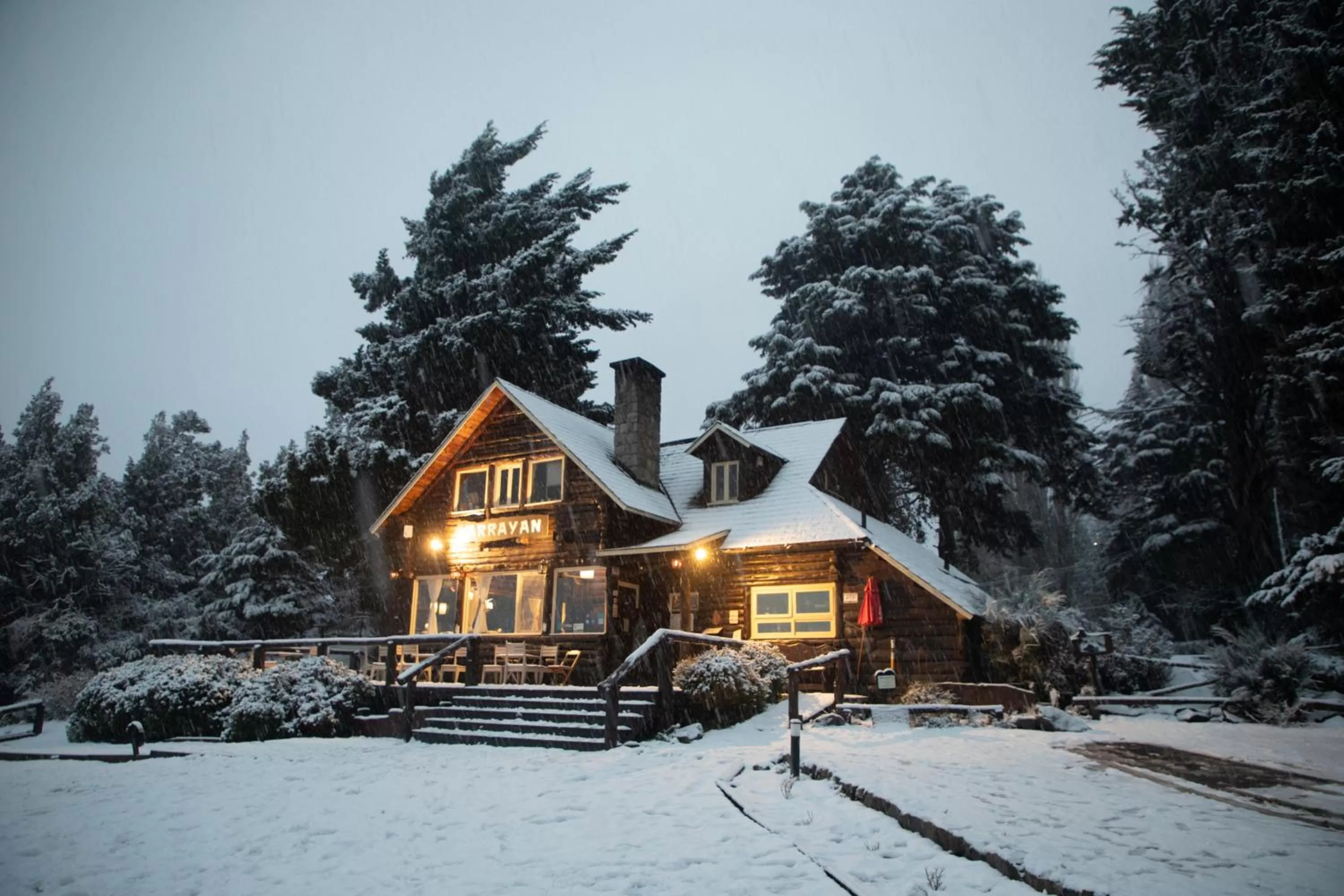 Property building in Arrayan Lake View Mountain Lodge & Casa De Te Arrayan