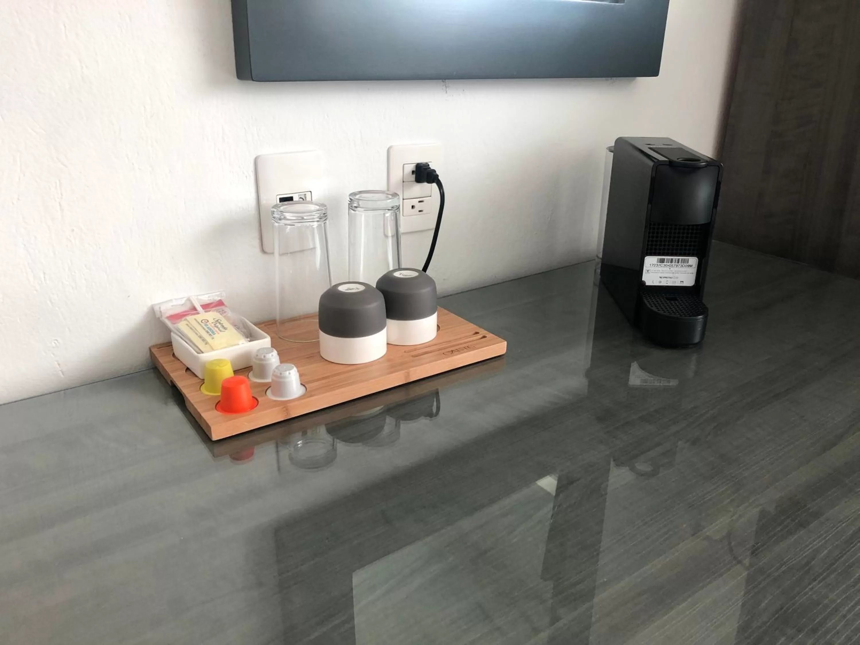 Coffee/tea facilities in We Hotel Aeropuerto