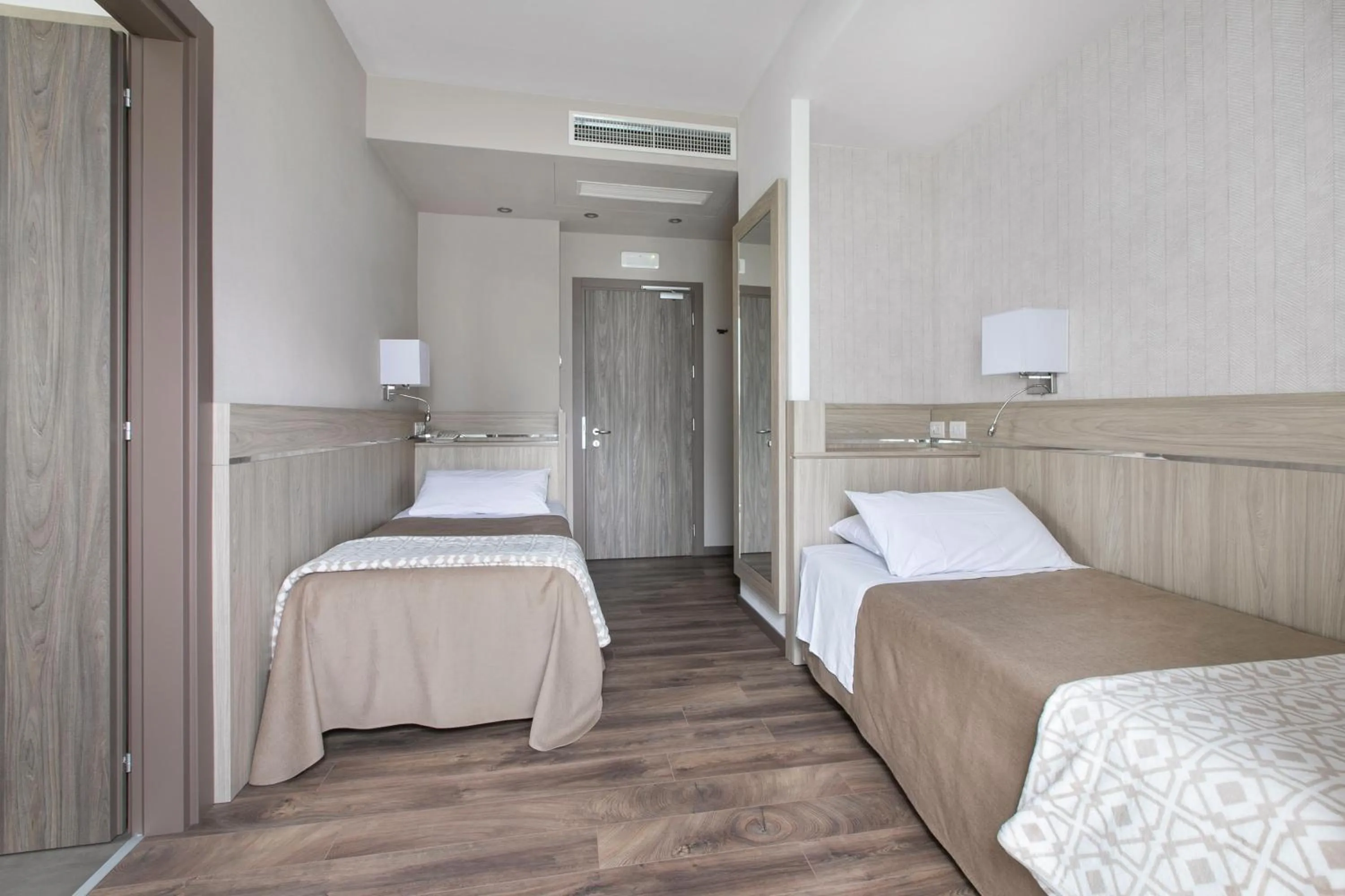 Photo of the whole room, Bed in Hotel Conradi