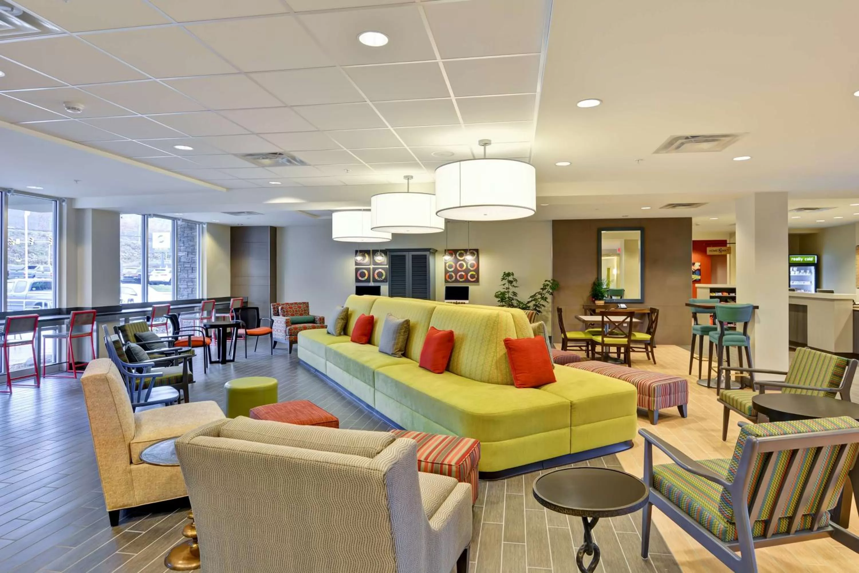 Lobby or reception in Home2 Suites By Hilton Dickson City Scranton