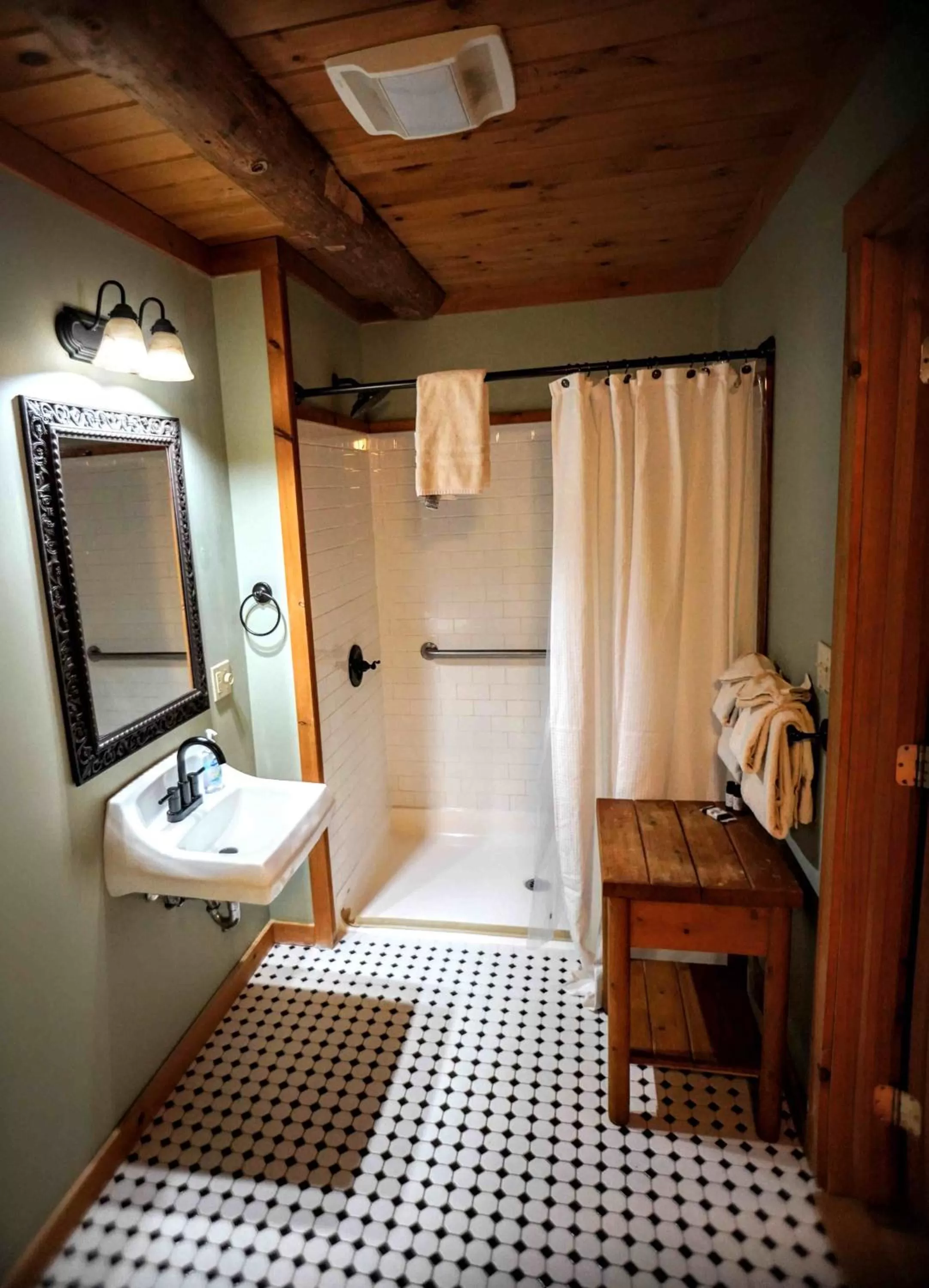 Bathroom in Ampersand Bay Resort