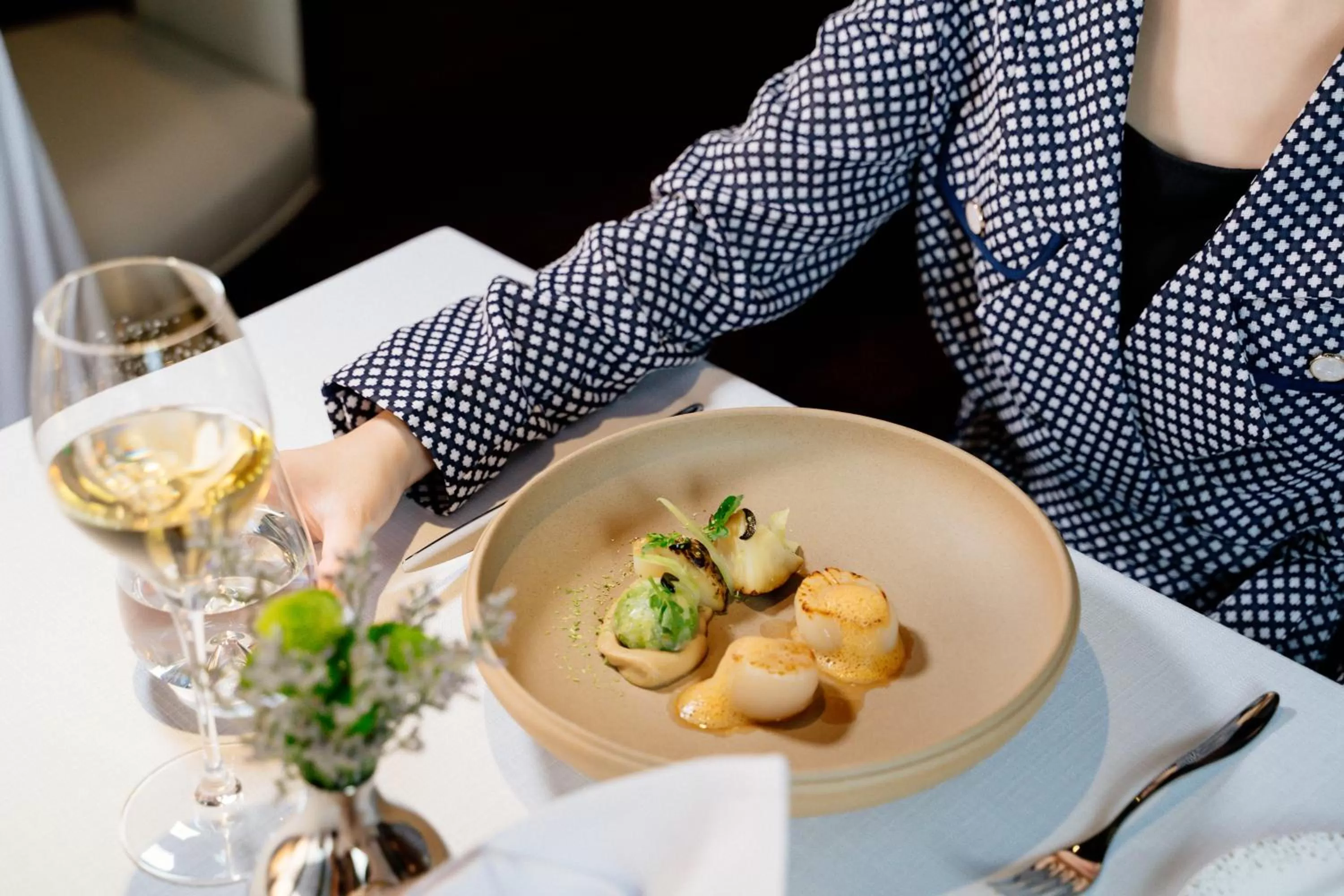 Restaurant/places to eat in Zhuhai Longzhuda International Hotel - 24hours stay