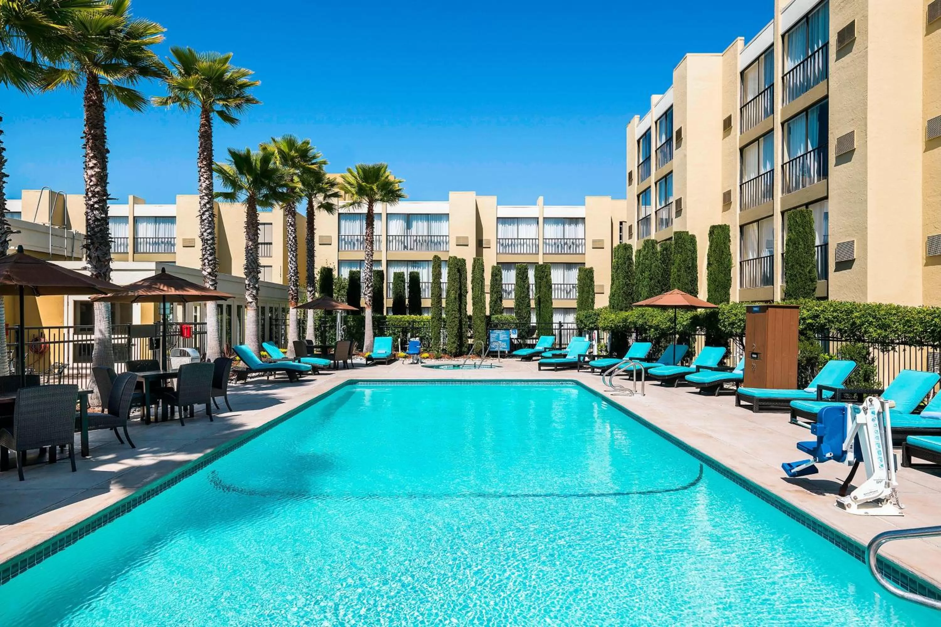 Four Points by Sheraton San Rafael Marin County