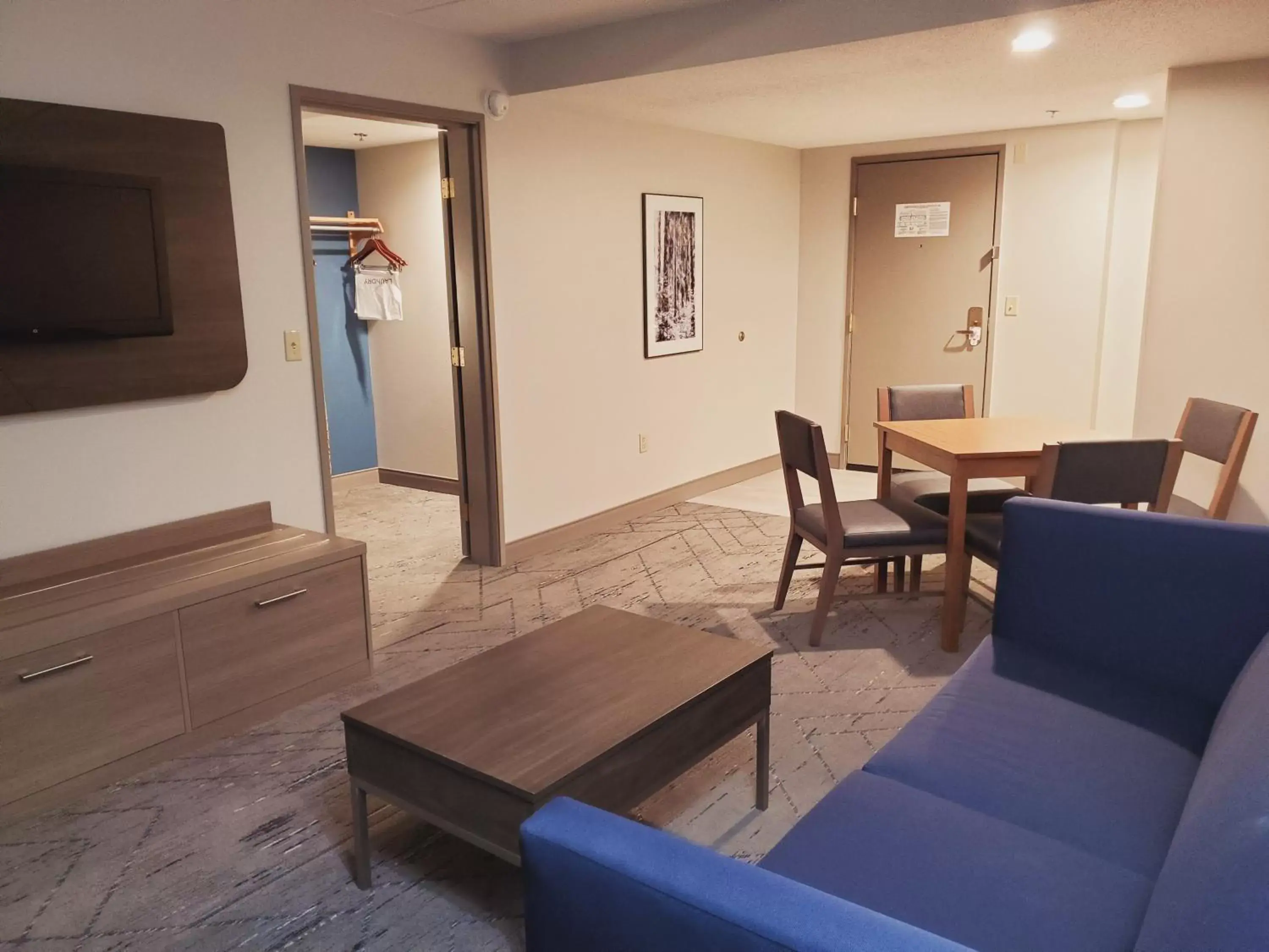 Executive King Suite in Holiday Inn Express & Suites Donegal by IHG Executive King Suite in Holiday Inn Express & Suites Donegal by IHG