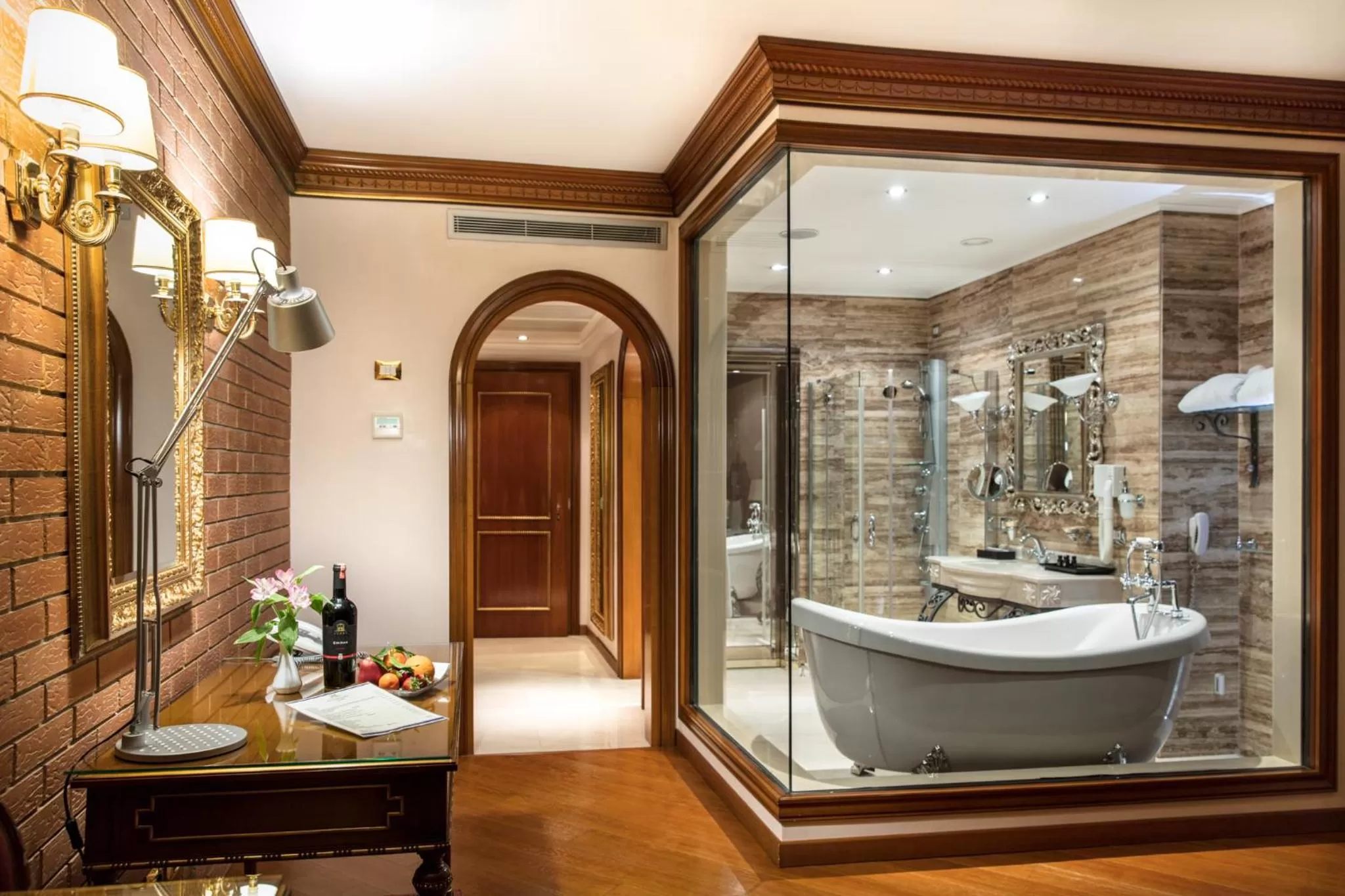 Shower in Xheko Imperial Luxury Hotel & SPA