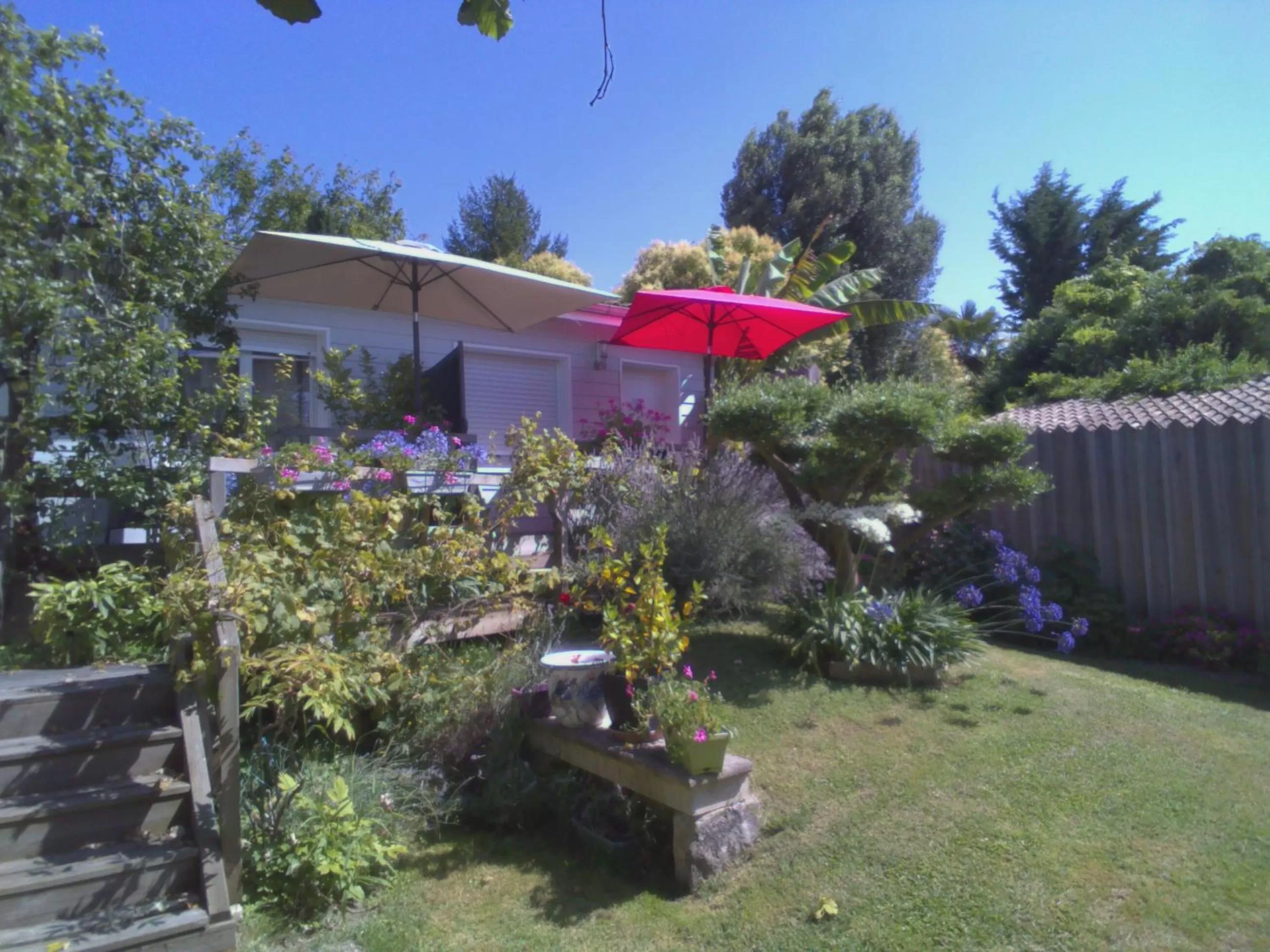 Garden in Les Arums de Fondeminjean