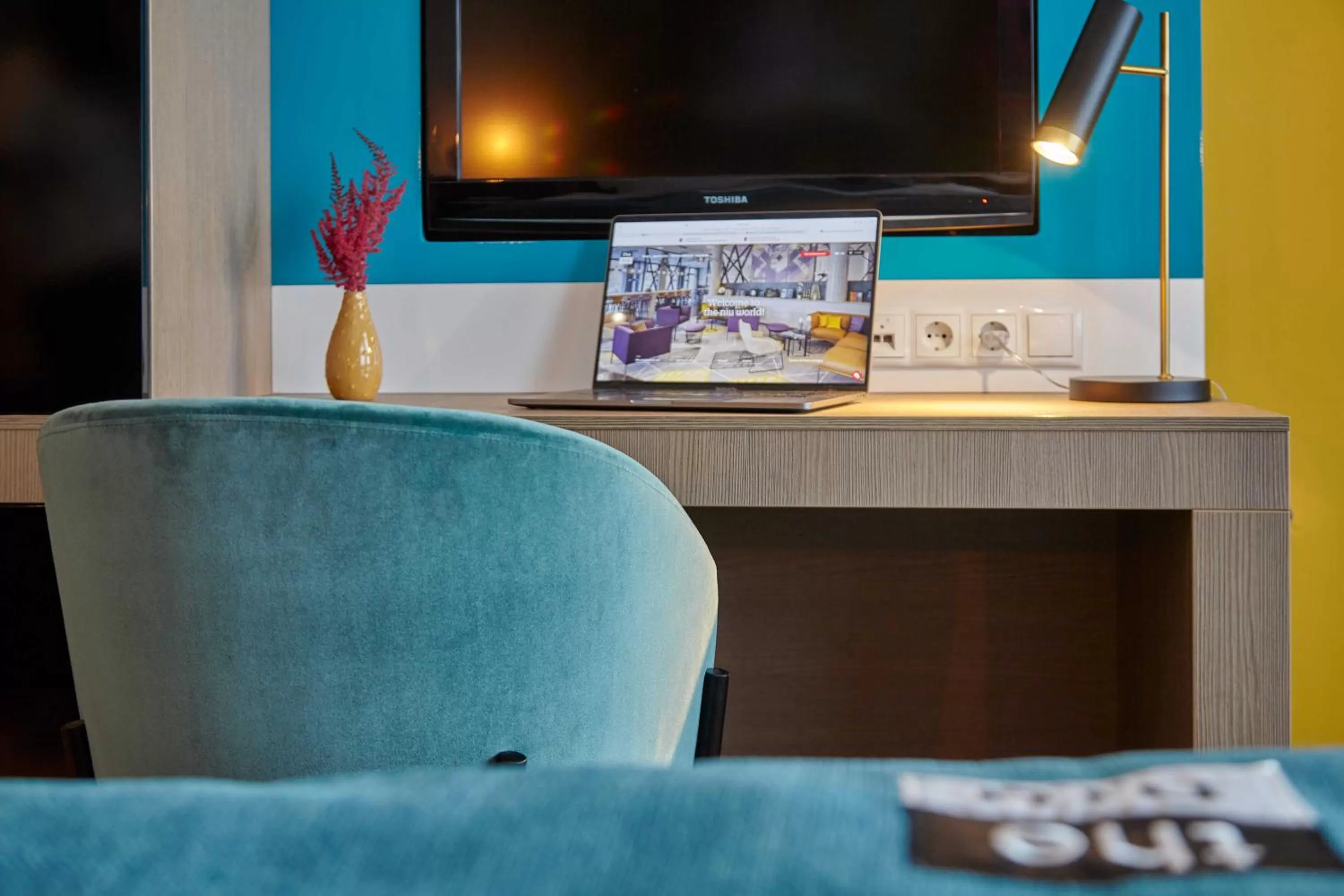 Seating area in the niu Fusion