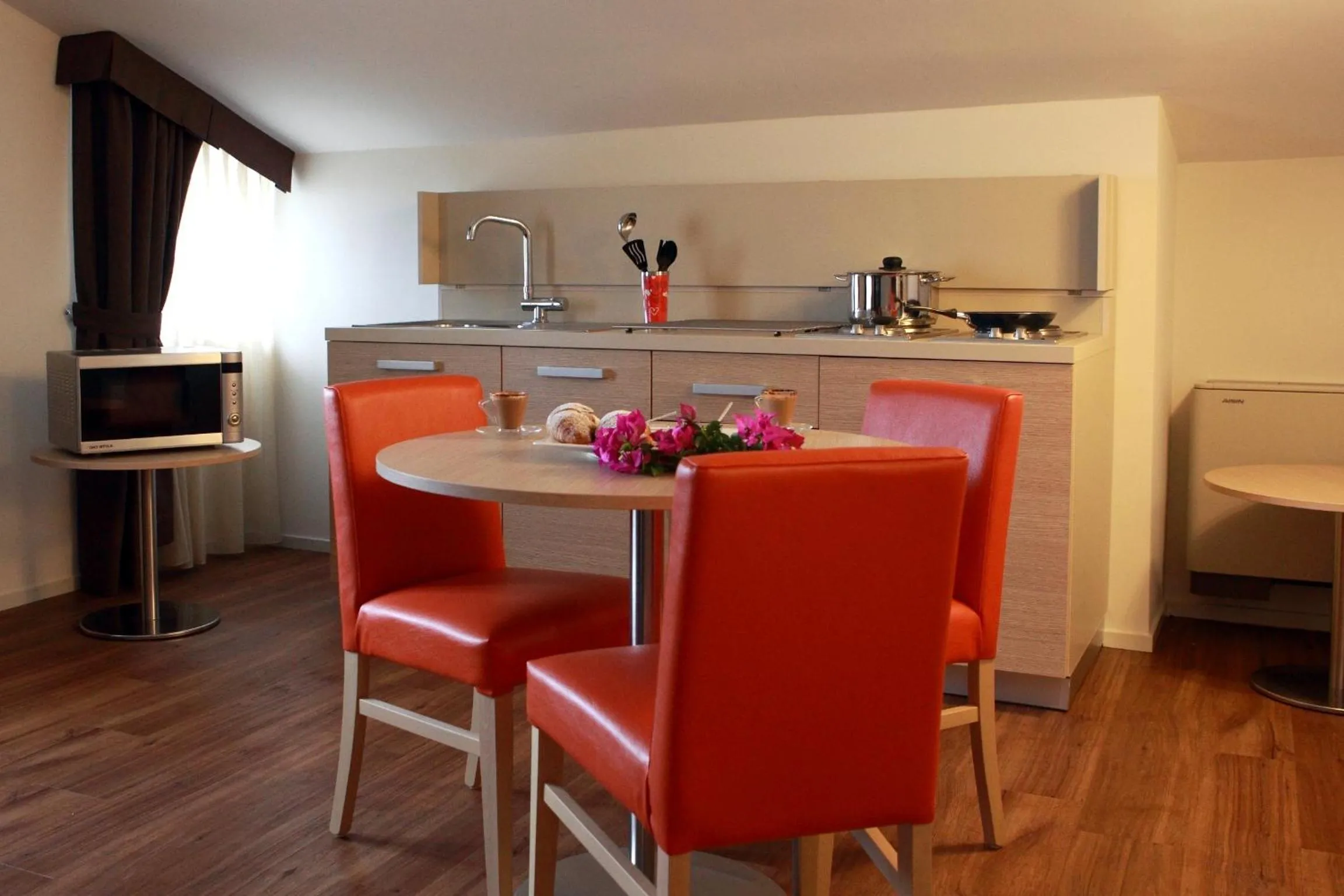 Photo of the whole room in Hotel Colonne