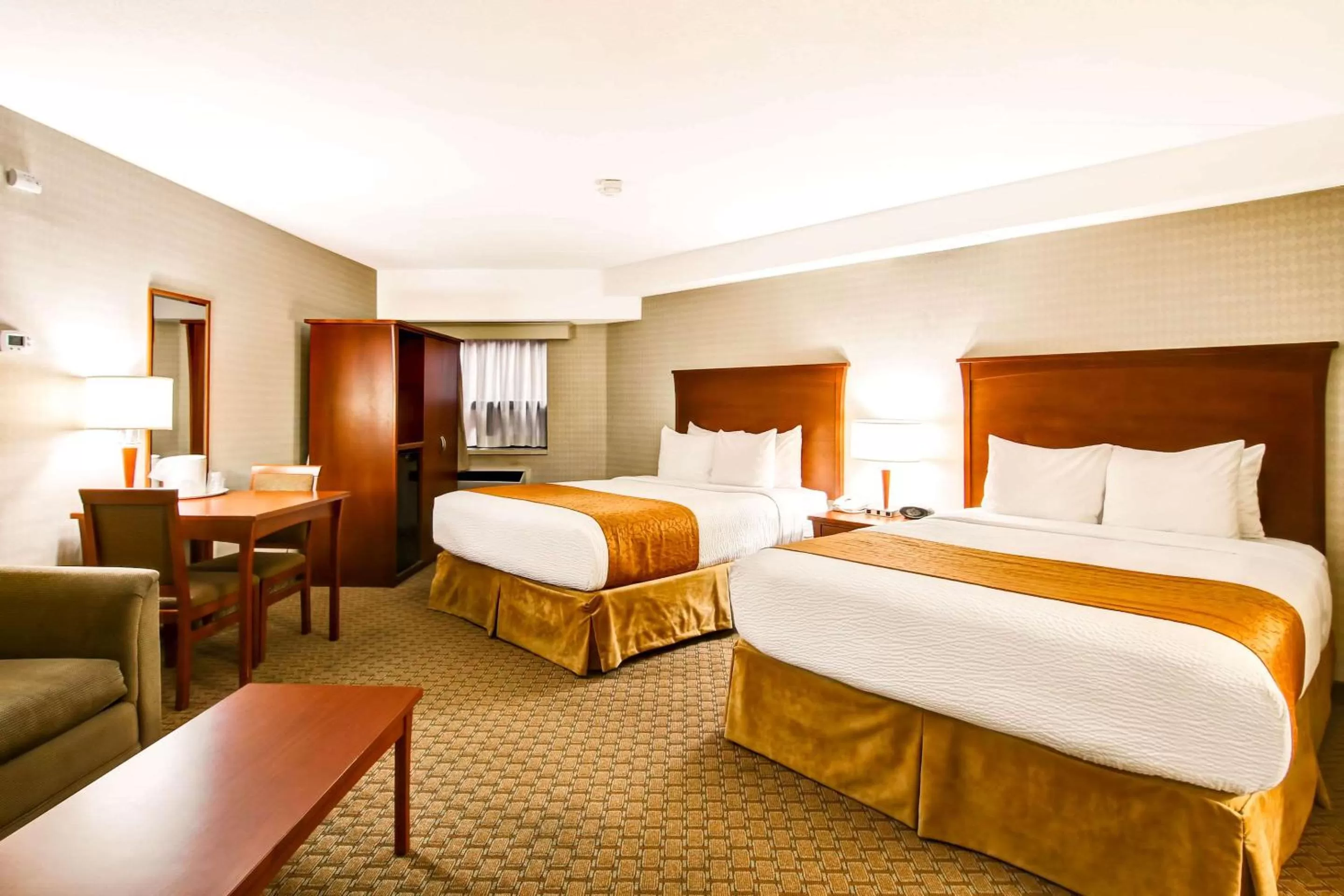 Photo of the whole room, Bed in Quality Inn