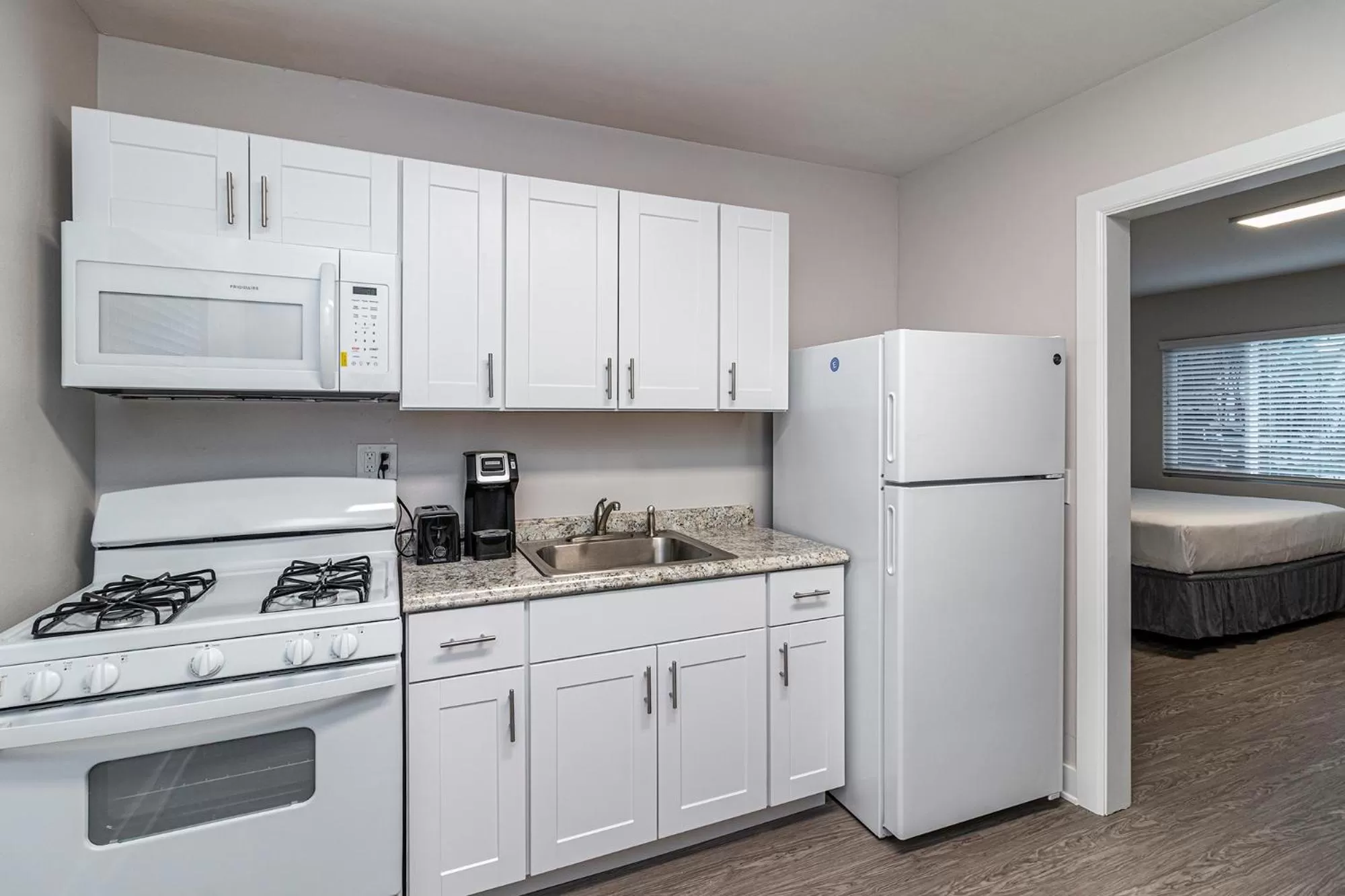 Kitchen or kitchenette, Kitchen/Kitchenette in 2021 Olive