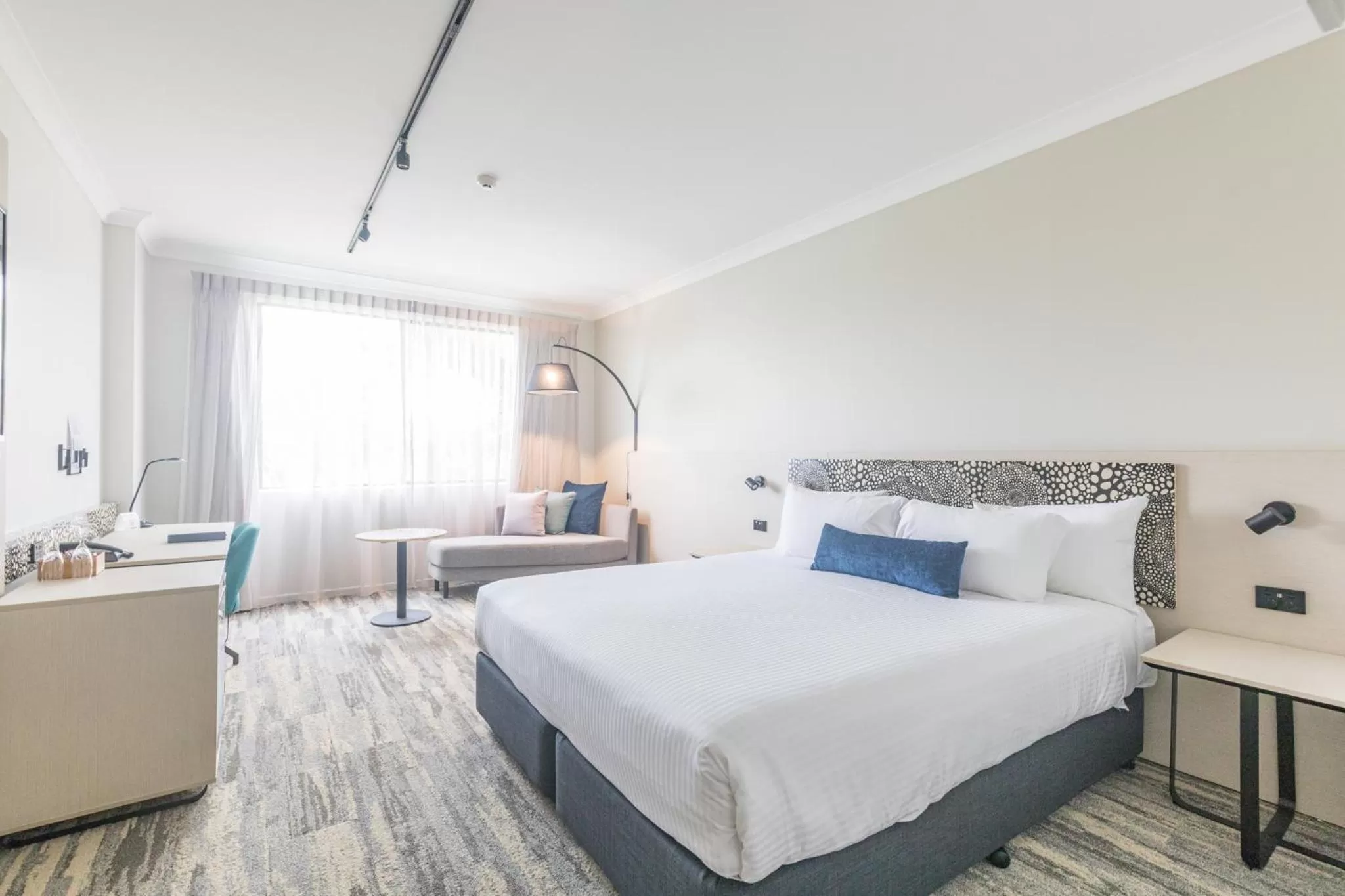 Nightelier Mermaid Waters