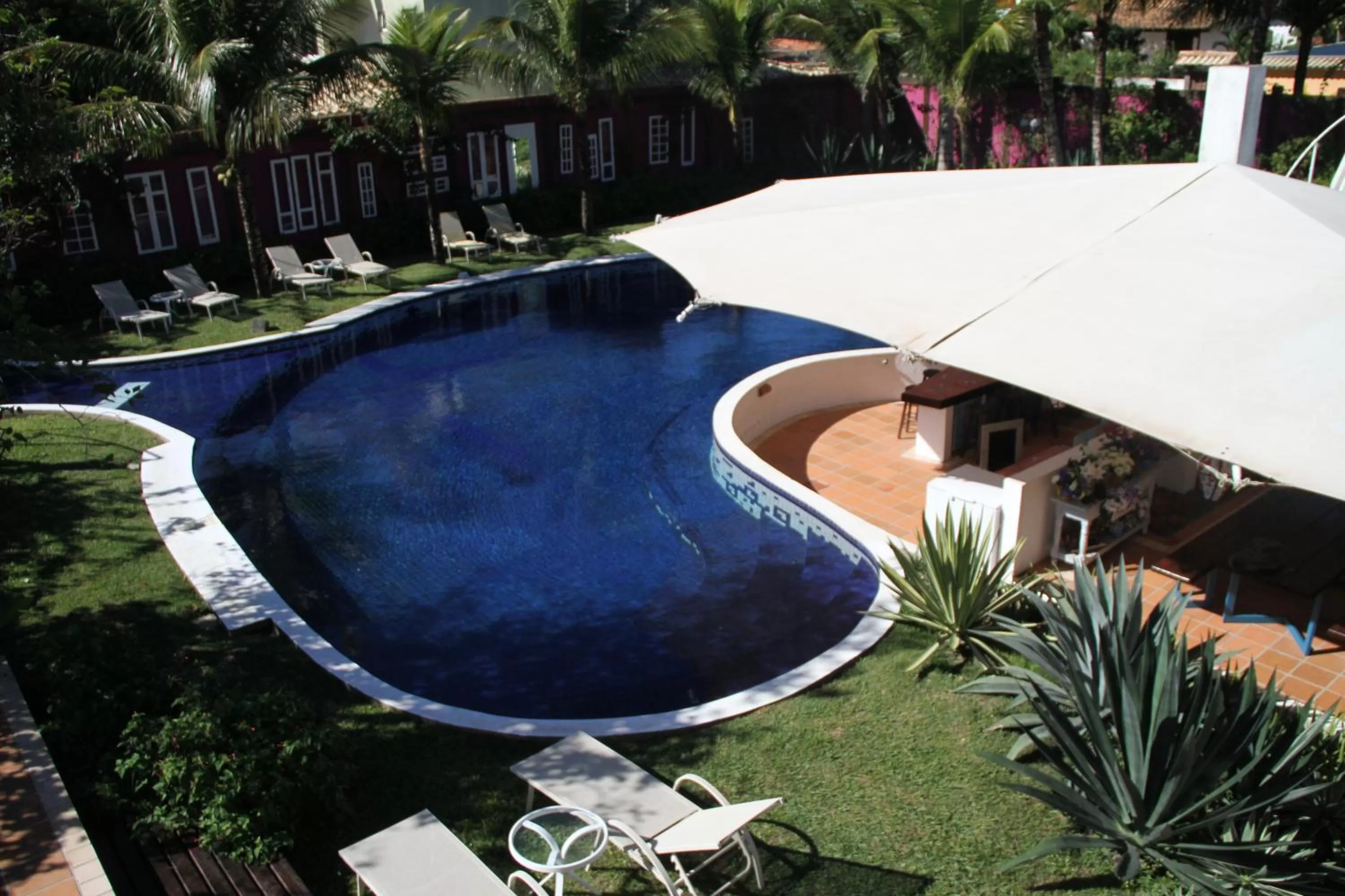 Day, Swimming Pool in Hospedaria Entre Amigos