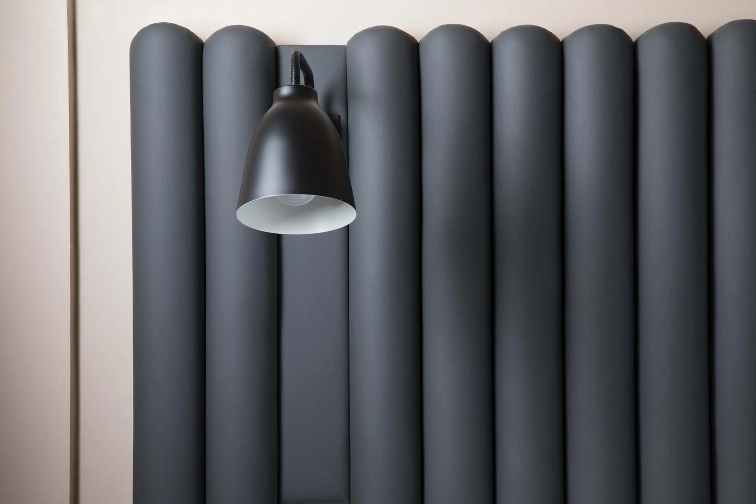 Bedroom in Hôtel Diana Dauphine