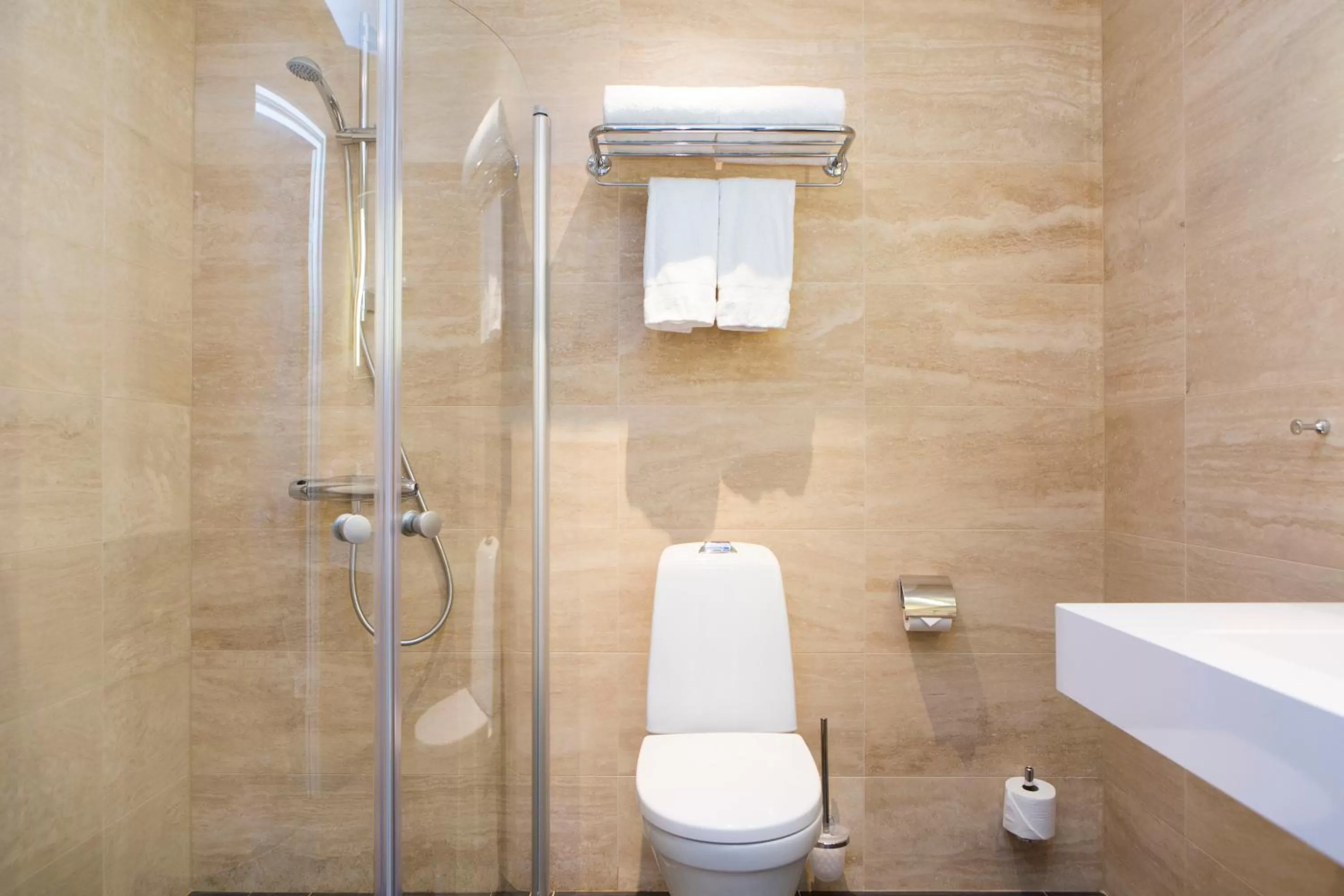 Shower in Elite Palace Hotel & Spa