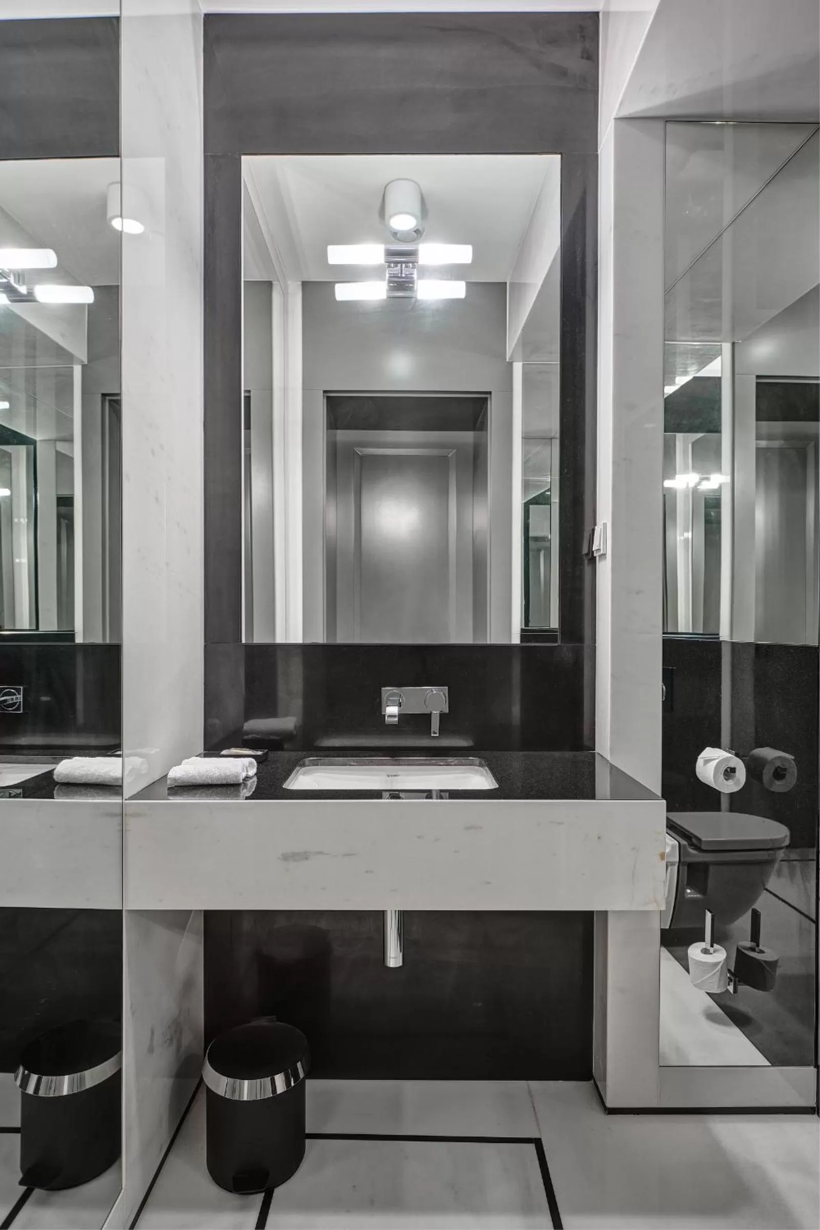 Bathroom in H15 Boutique Hotel, Warsaw, a Member of Design Hotels