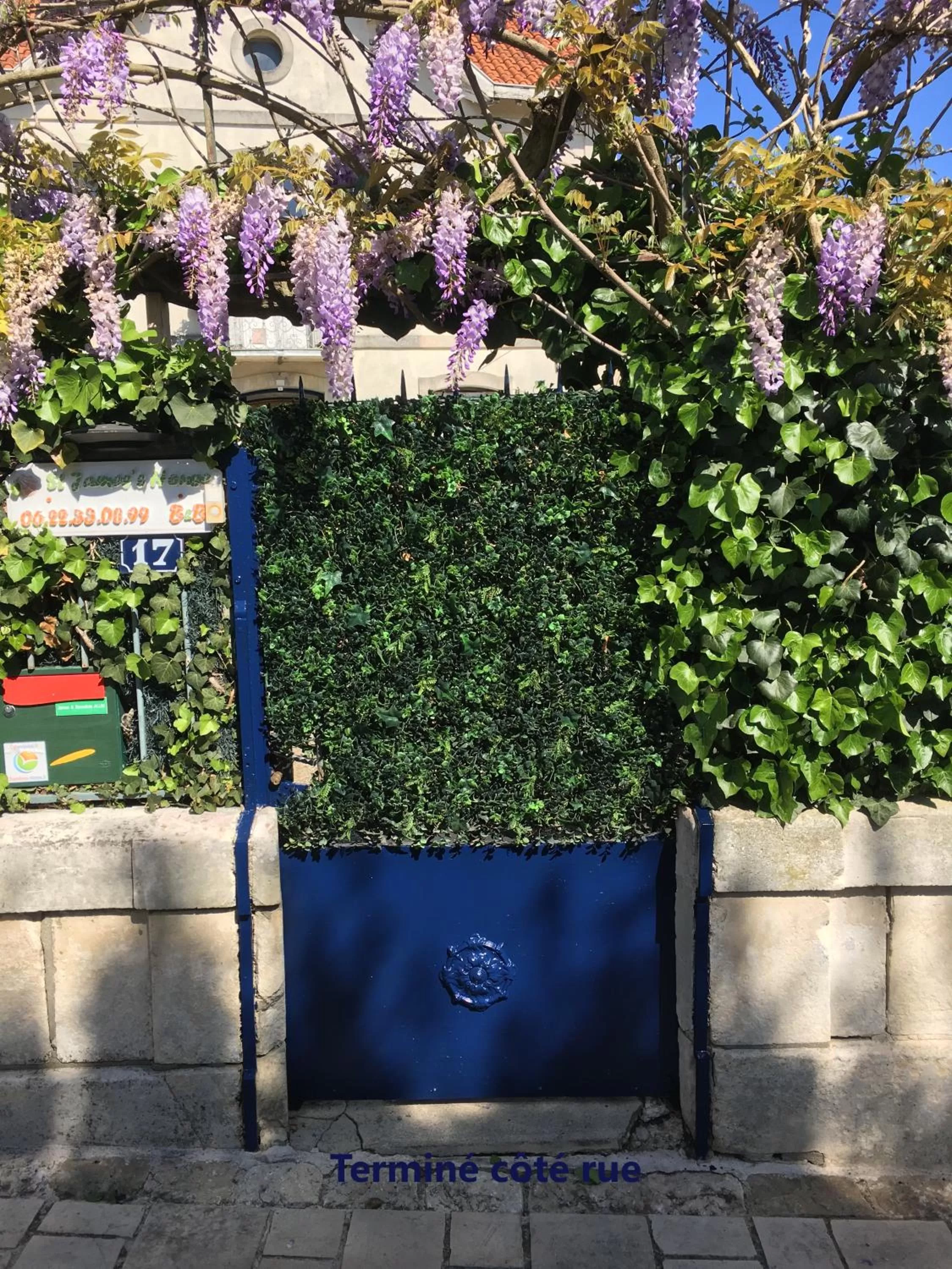 Facade/entrance in Saint James House